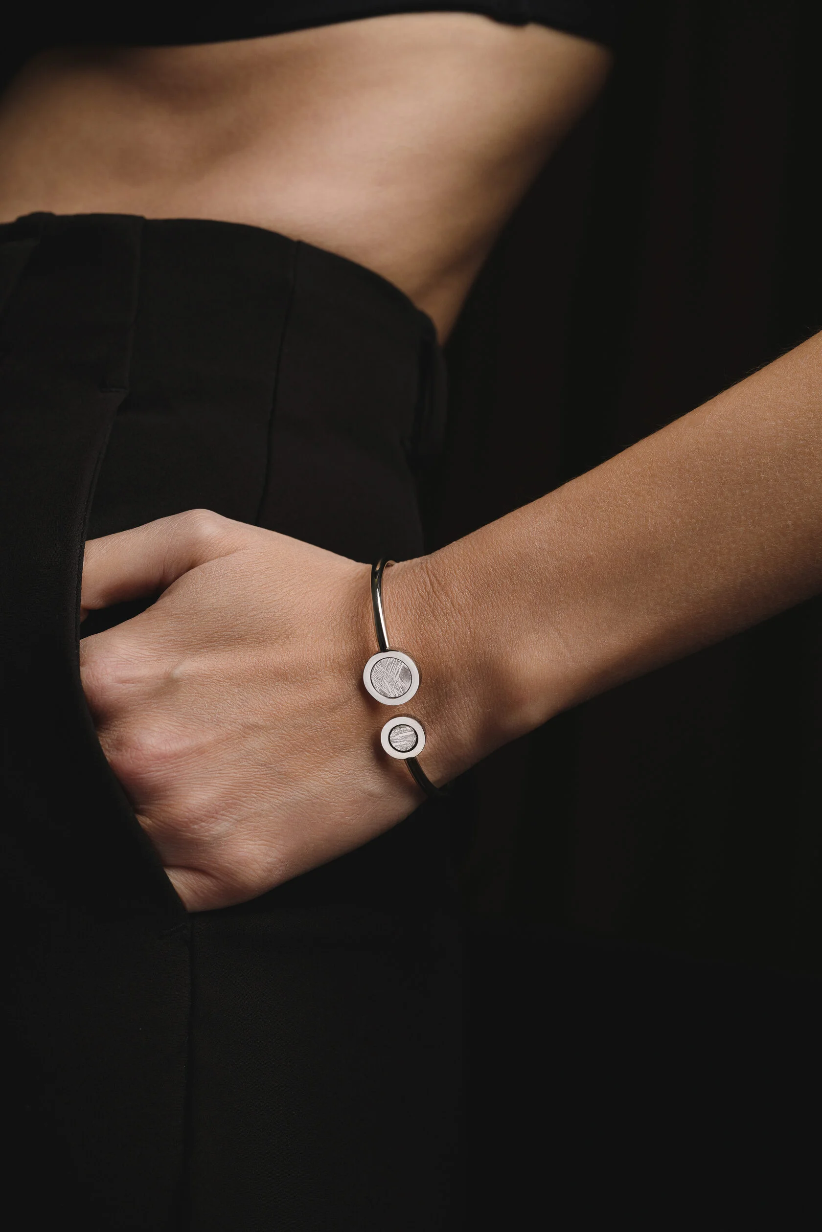 Muonionalusta meteorite Orbit Bracelet