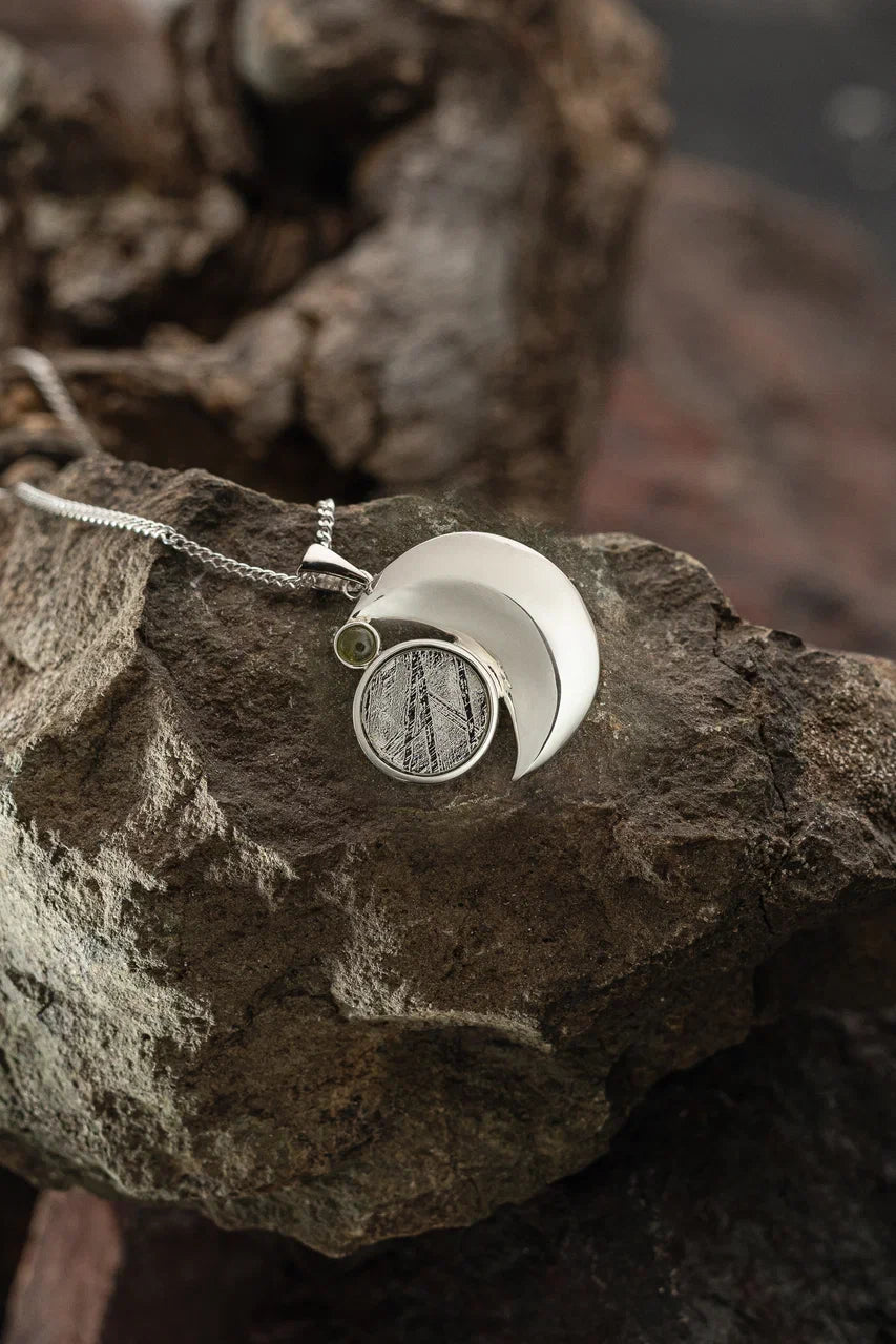 New Moon Muonionalusta Meteorite & Moldavite pendant