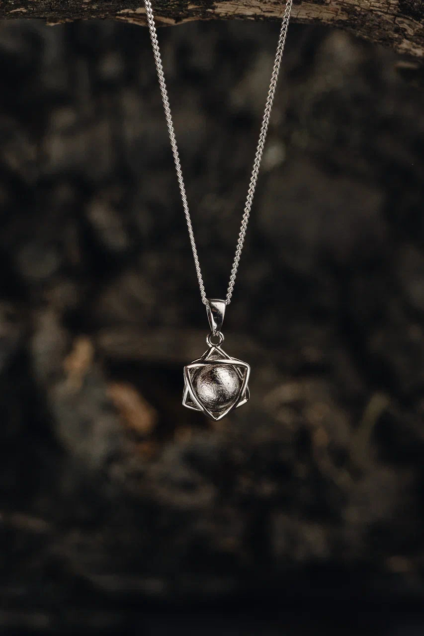 Muonionalusta Meteorite Shooting Star pendant