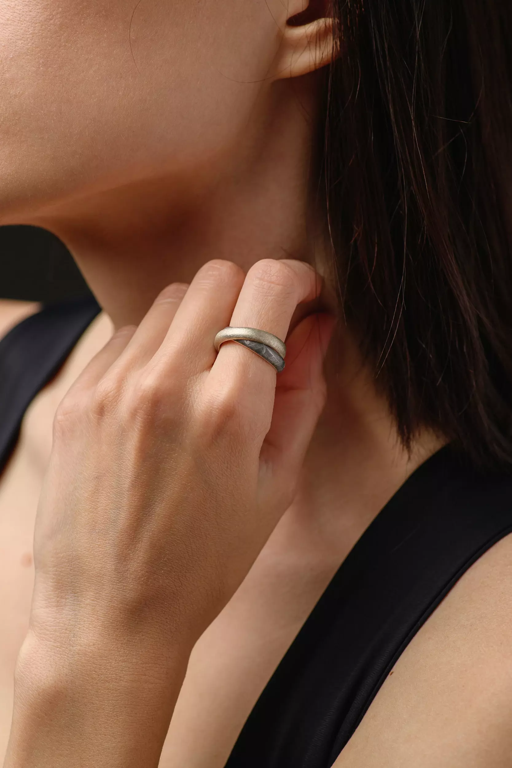 Muonionalusta Meteorite Ring “Eclipse” - Solid Silver & Meteorite