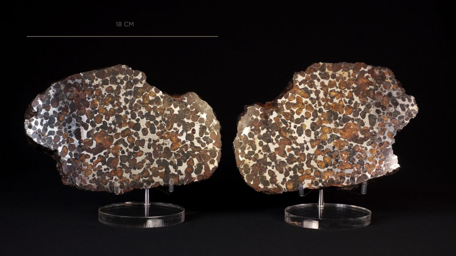 Full Sericho meteorite from Kenya, in two halves. Total weight: 3,057 grams.