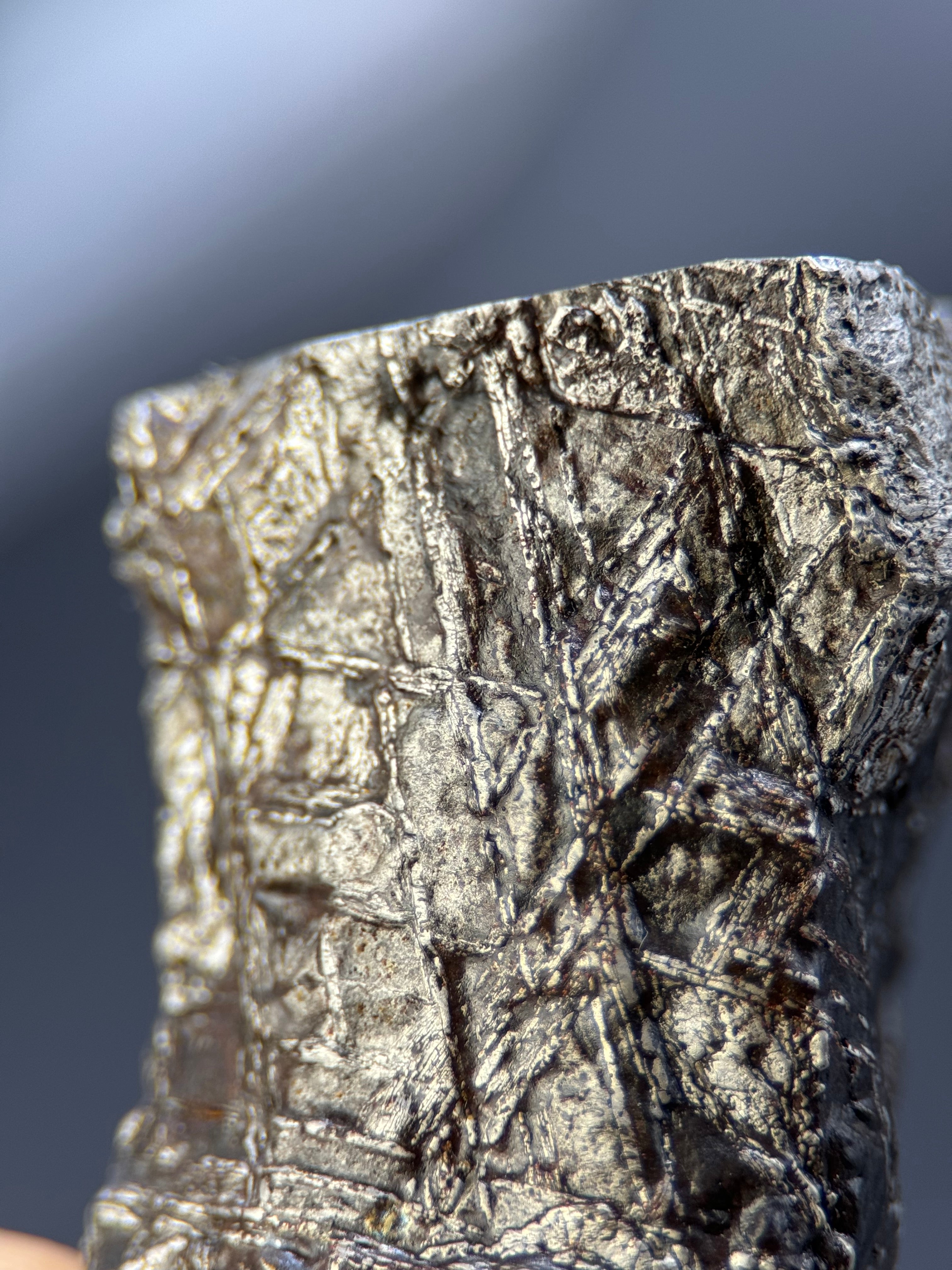 MUONIONALUSTA METEORITE, SWEDEN. 82,04 GRAMS CHUNK.