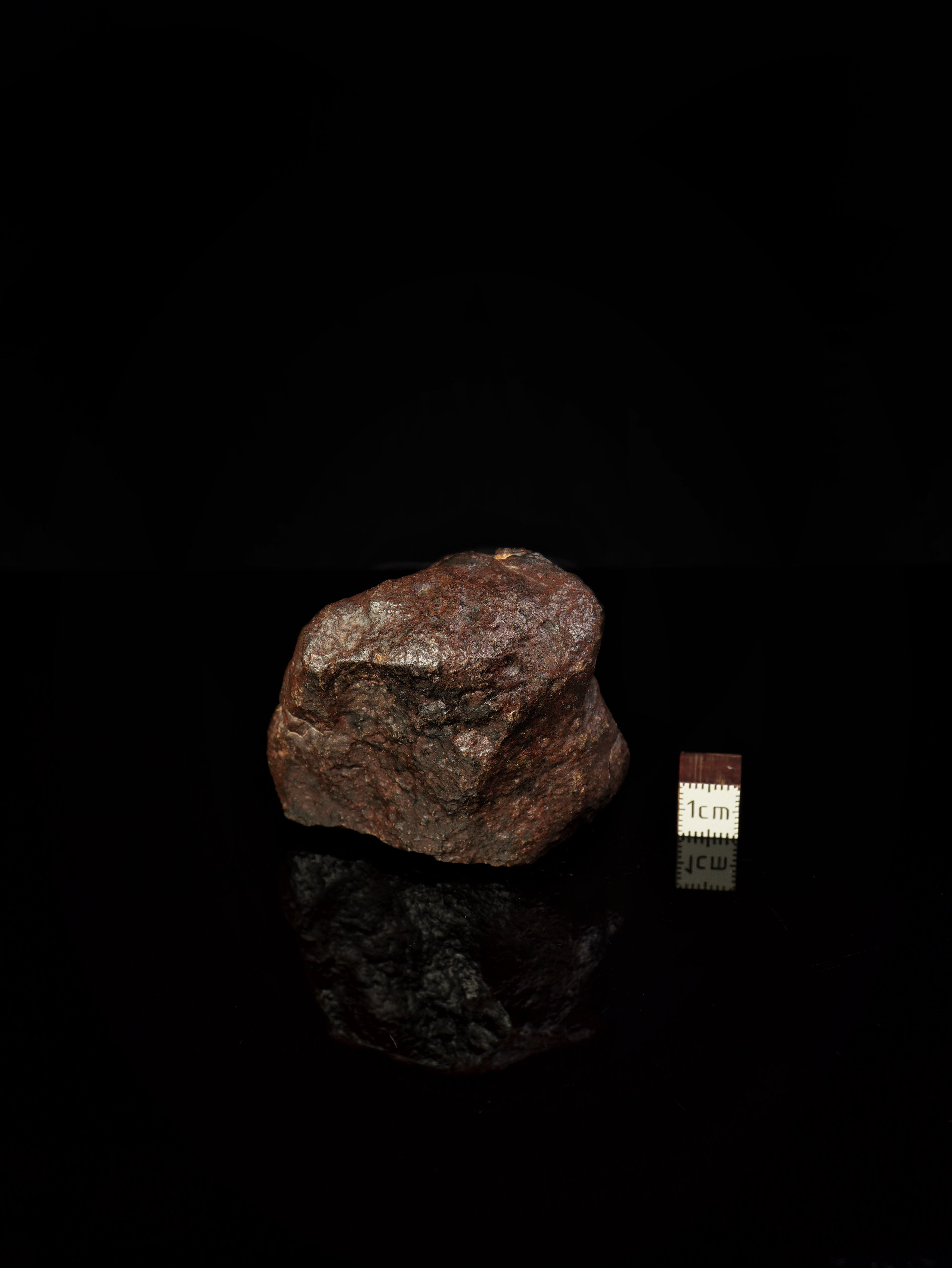 CHONDRITE METEORITE, NORTH WEST AFRICA. 184,6 GRAMS.