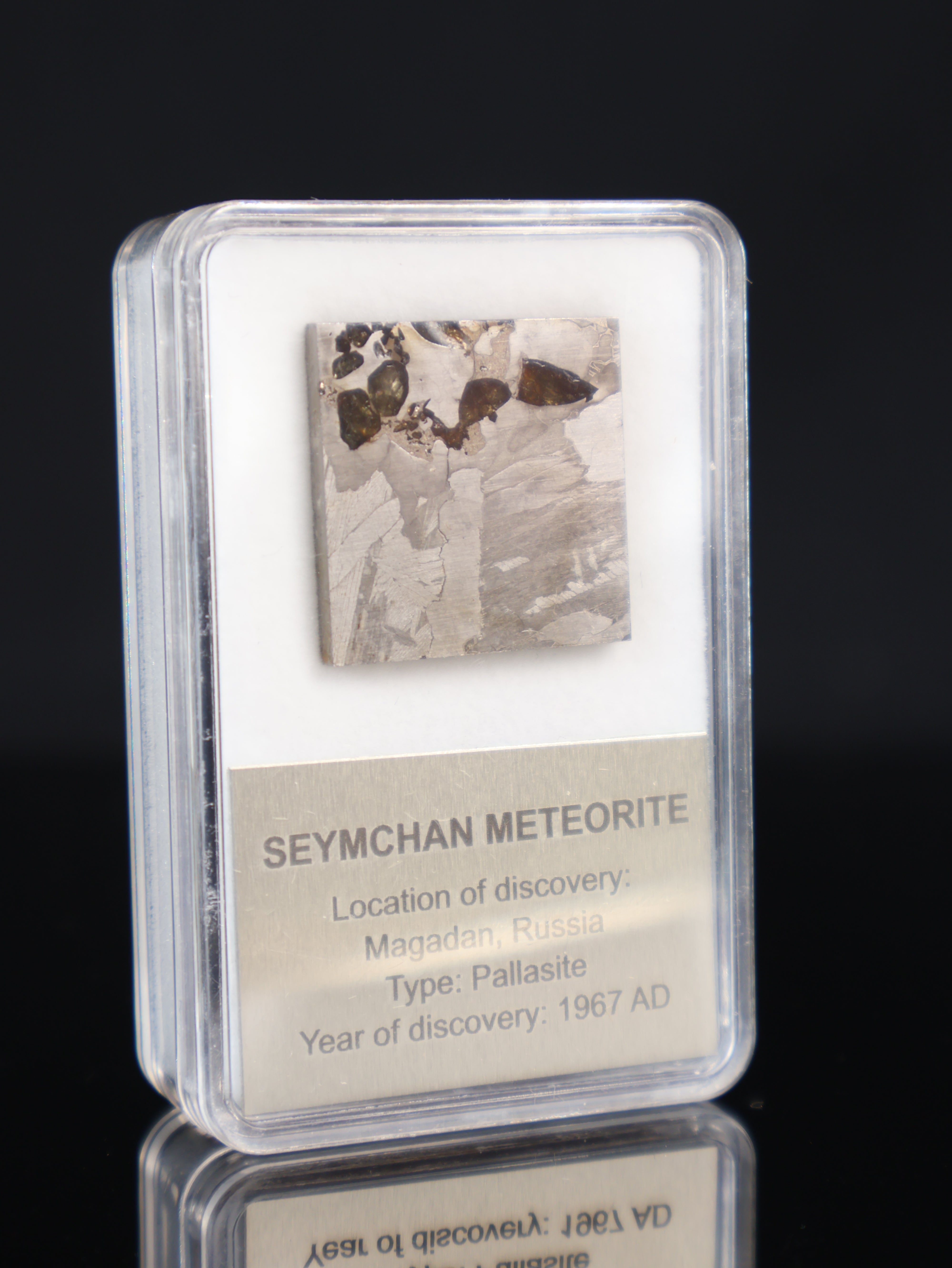 SEYMCHAN METEORITE, RUSSIA. DISPLAY BOX. 8 GRAMS.