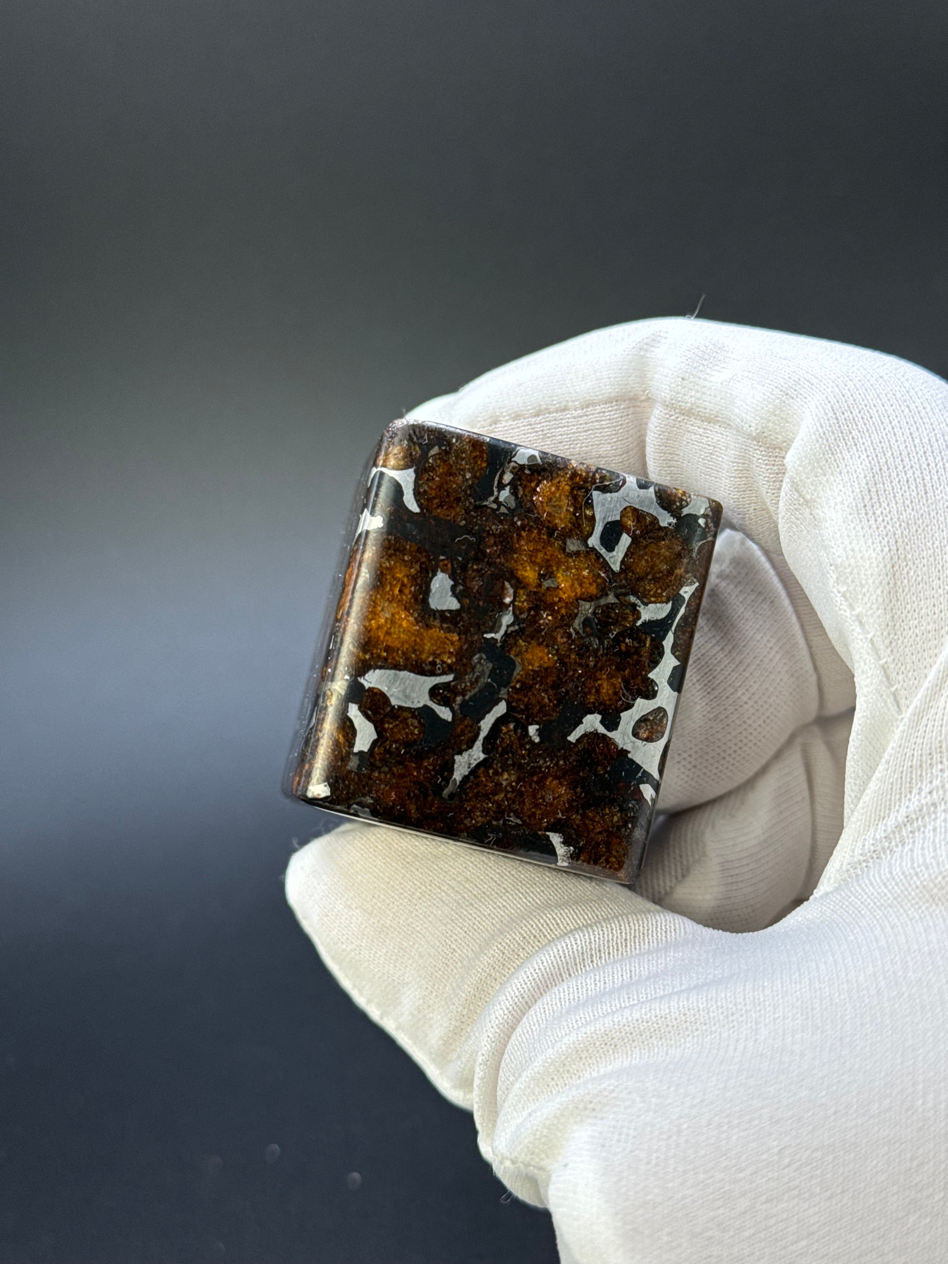 SERICHO PALLASITE METEORITE CUBE, KENYA. 178 GRAMS.