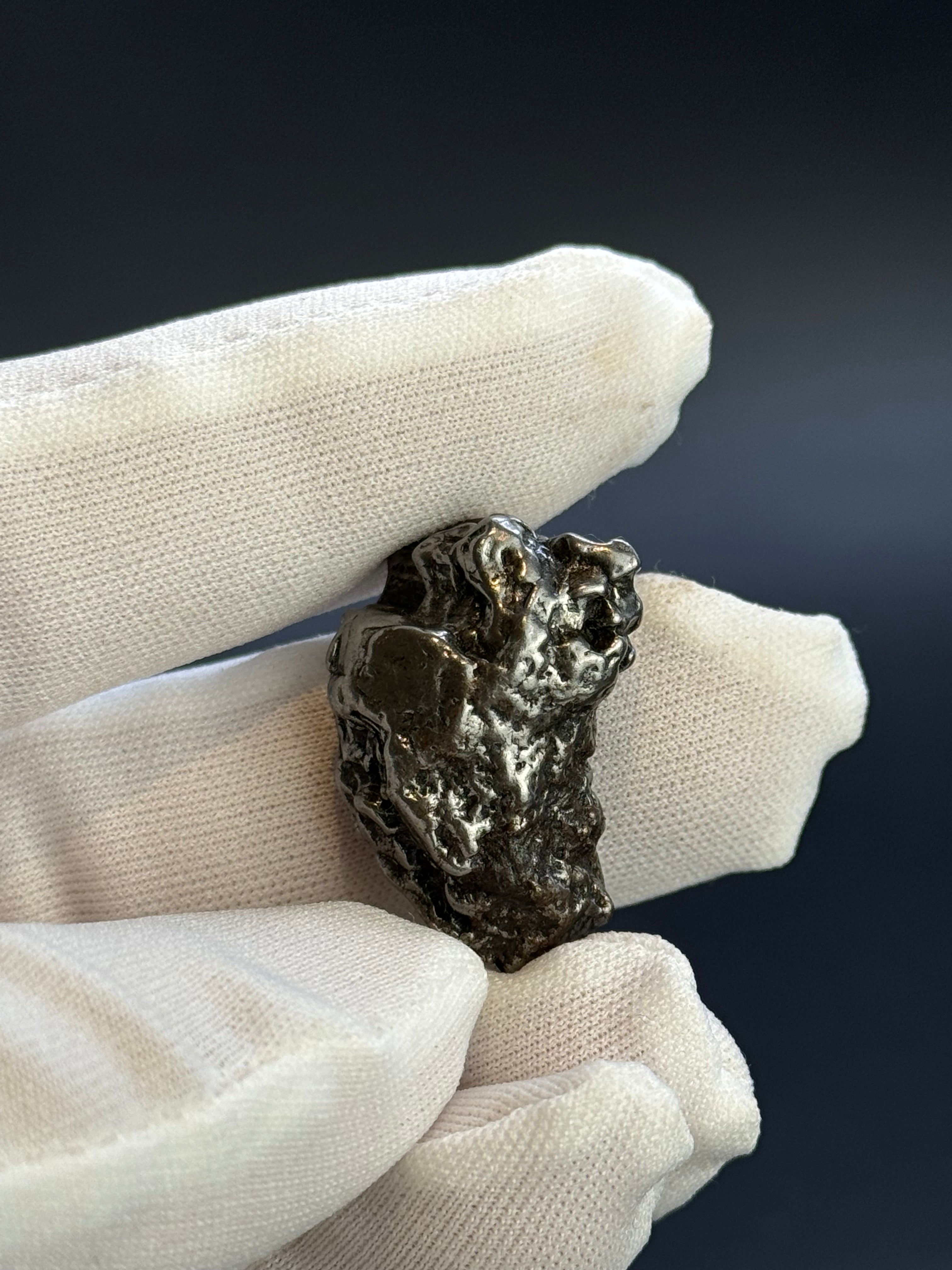 CAMPO DEL CIELO METEORITE, SOUTH AMERICA. 21,04 GRAMS.
