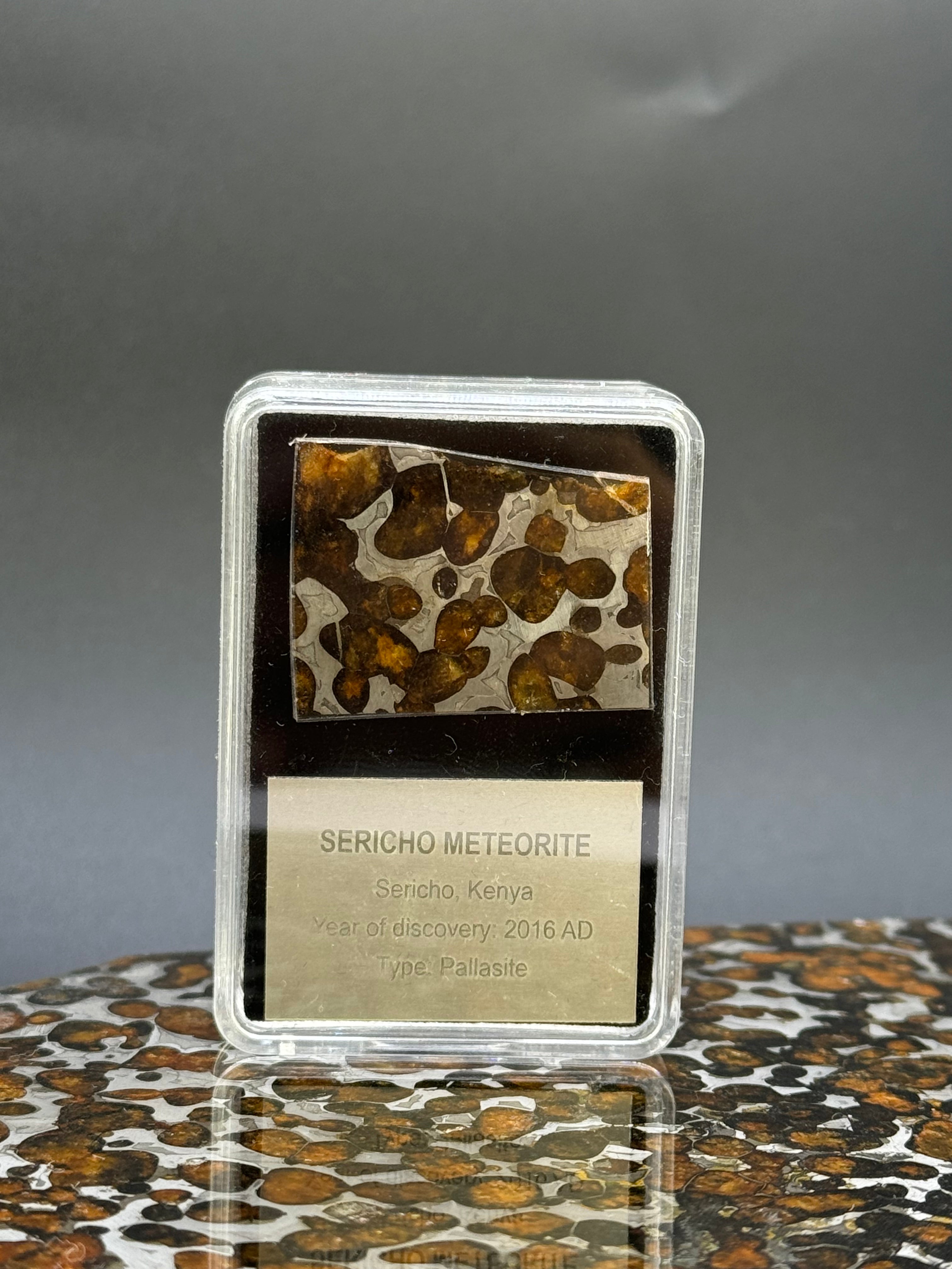 Sericho meteorite, Kenya. Display box. 4,54 grams.