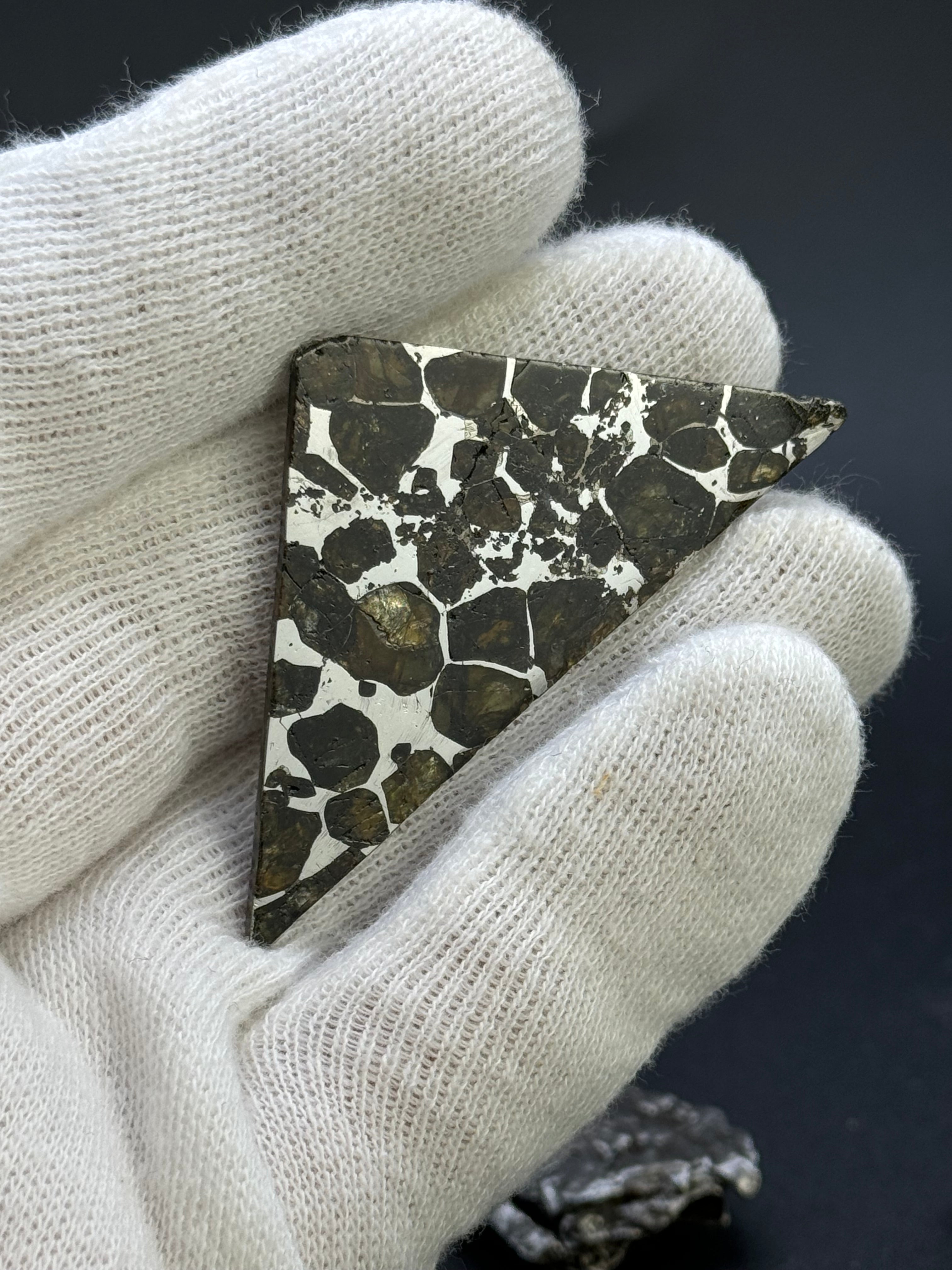 SEYMCHAN METEORITE, MAGADAN REGION, RUSSIA. 9,24 GRAMS.