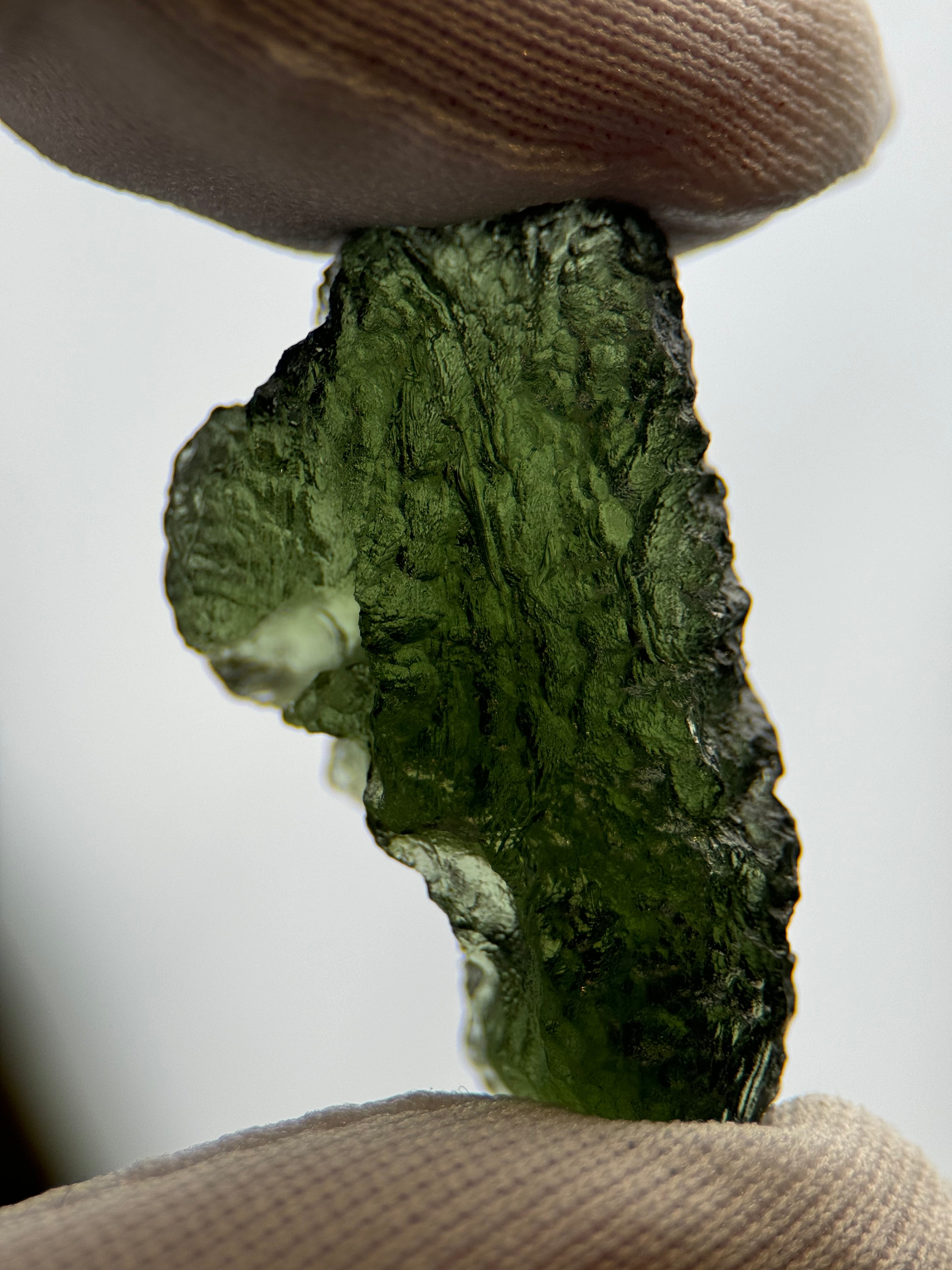 RAW MOLDAVITE, CZECH REPUBLIC. 5,83 GRAMS.