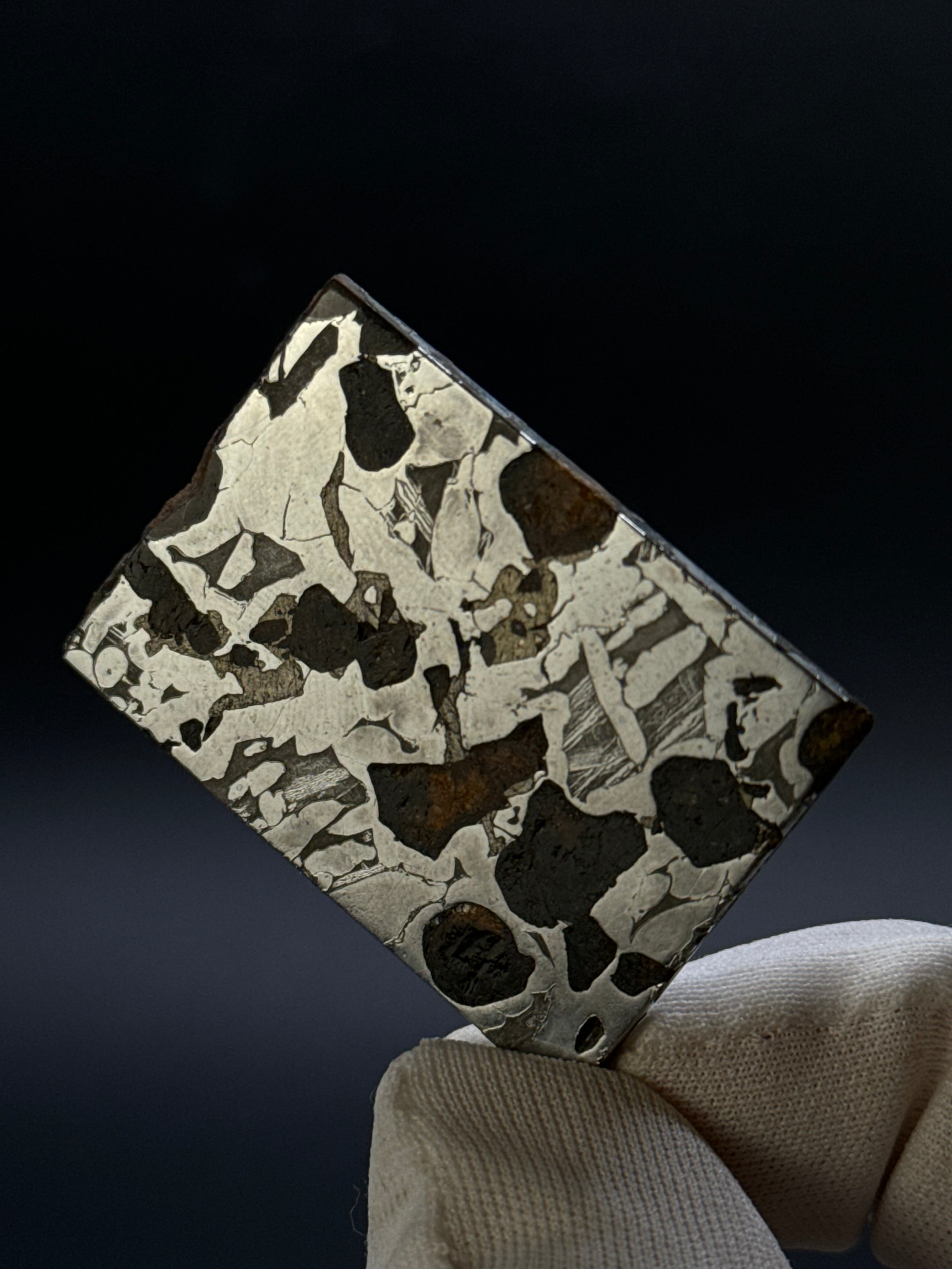 SEYMCHAN METEORITE, MAGADAN REGION, RUSSIA. 17,89 GRAMS.