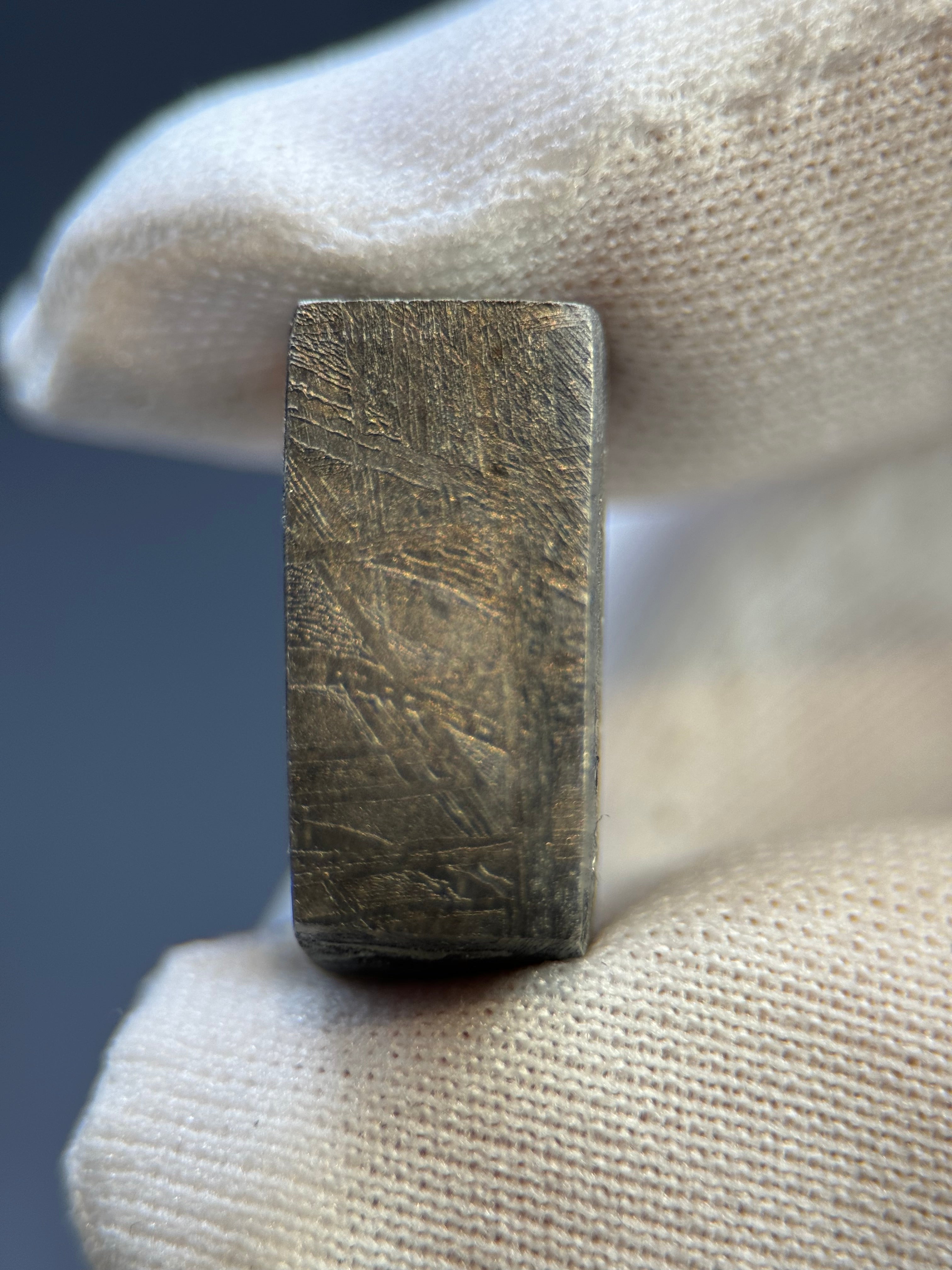 MUONIONALUSTA METEORITE, SWEDEN. DISPLAY BOX. 9,5 GRAMS.