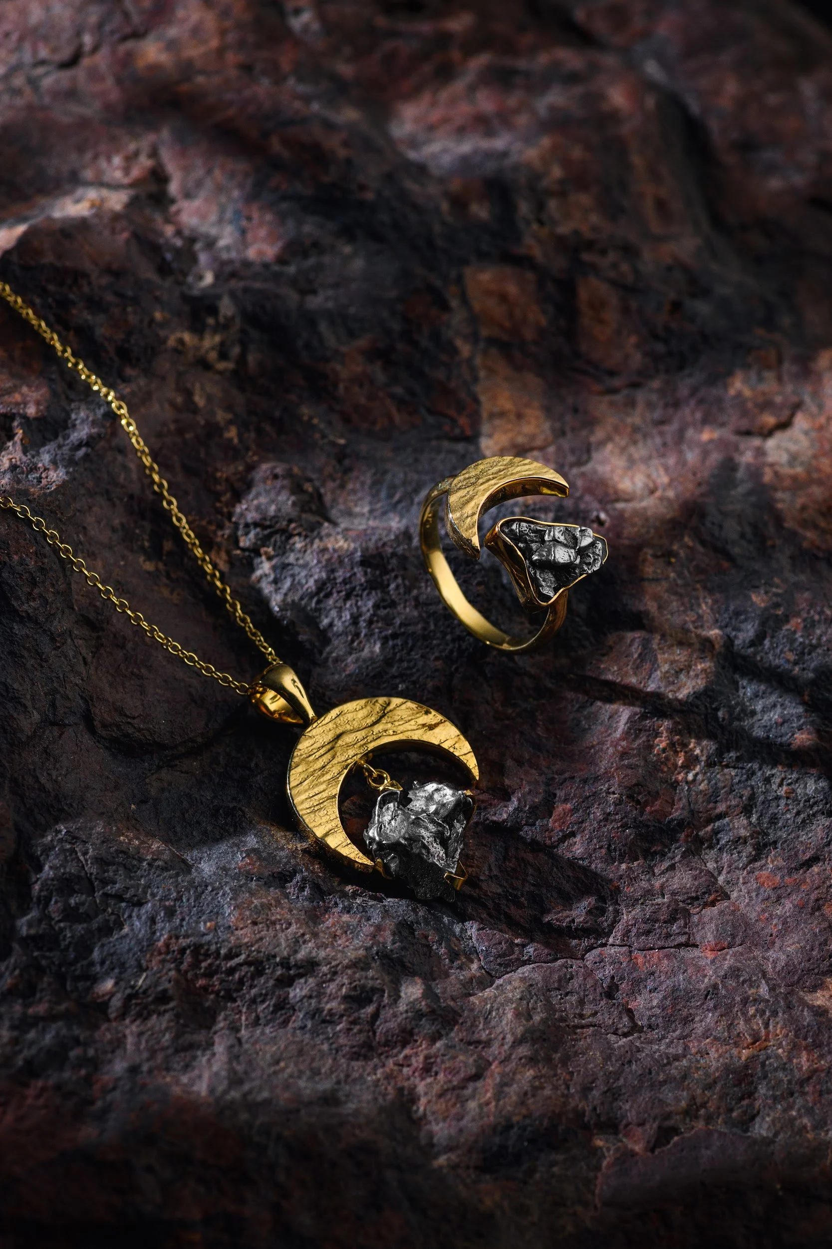 Campo del Cielo Moon Jewelry Set