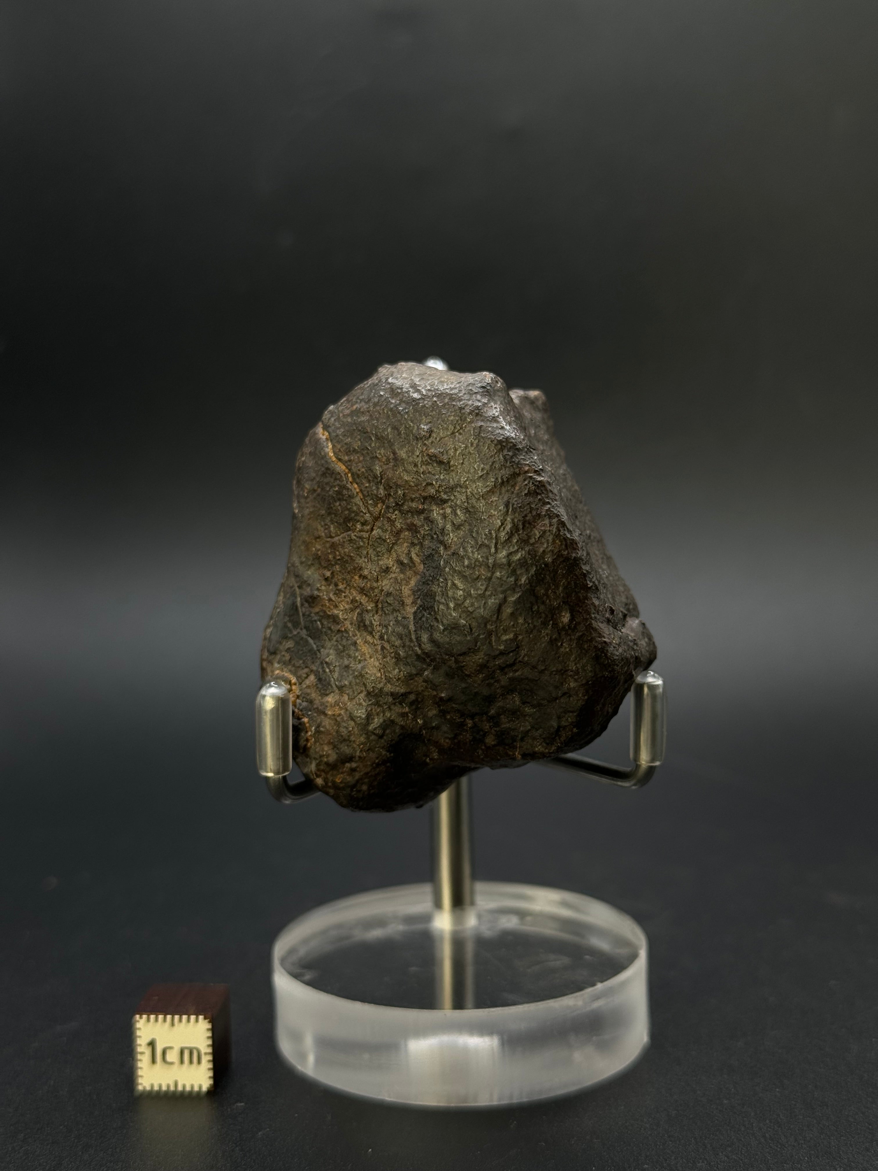 CHONDRITE METEORITE, NORTH WEST AFRICA. 184,6 GRAMS.
