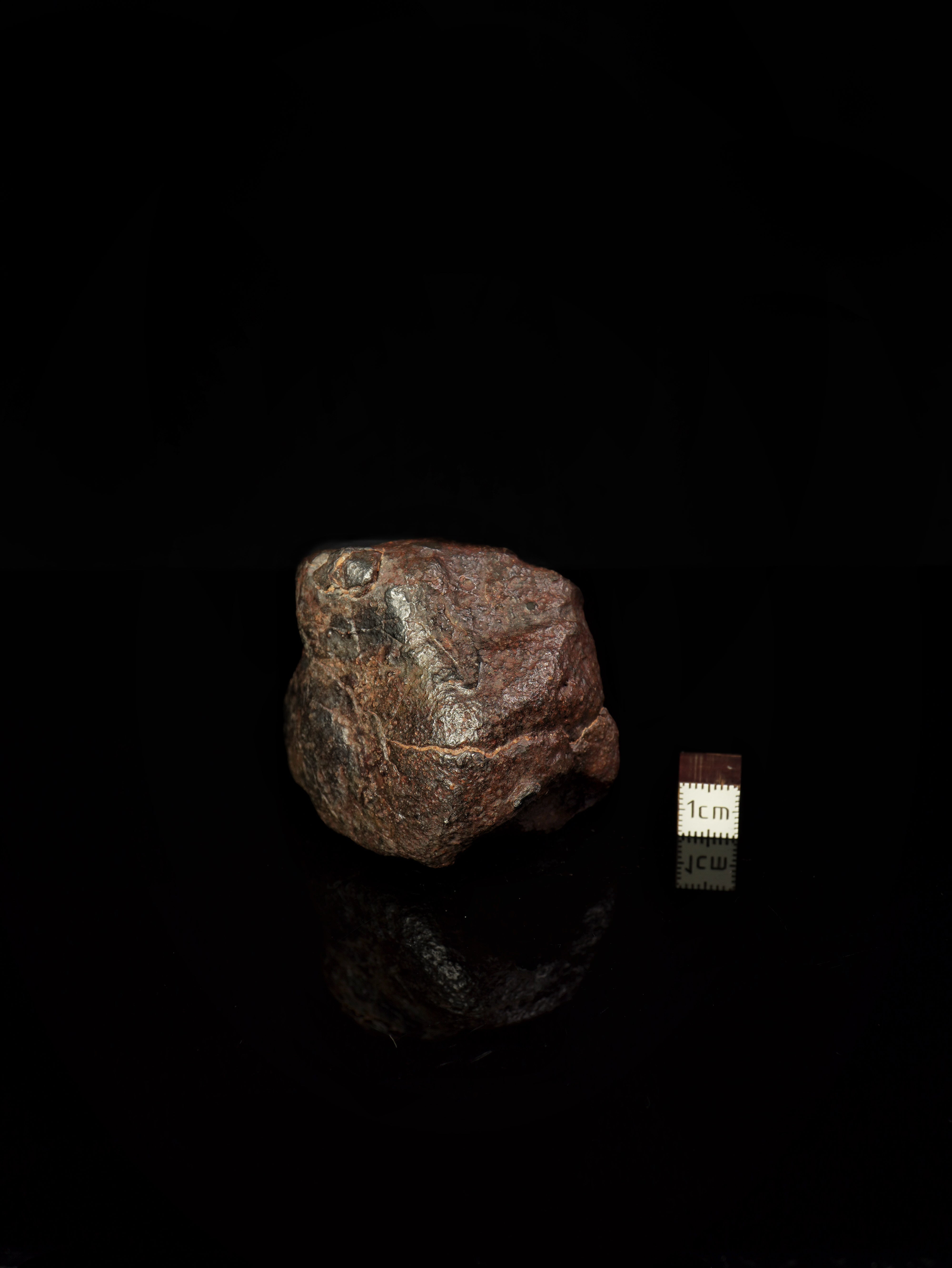 CHONDRITE METEORITE, NORTH WEST AFRICA. 184,6 GRAMS.
