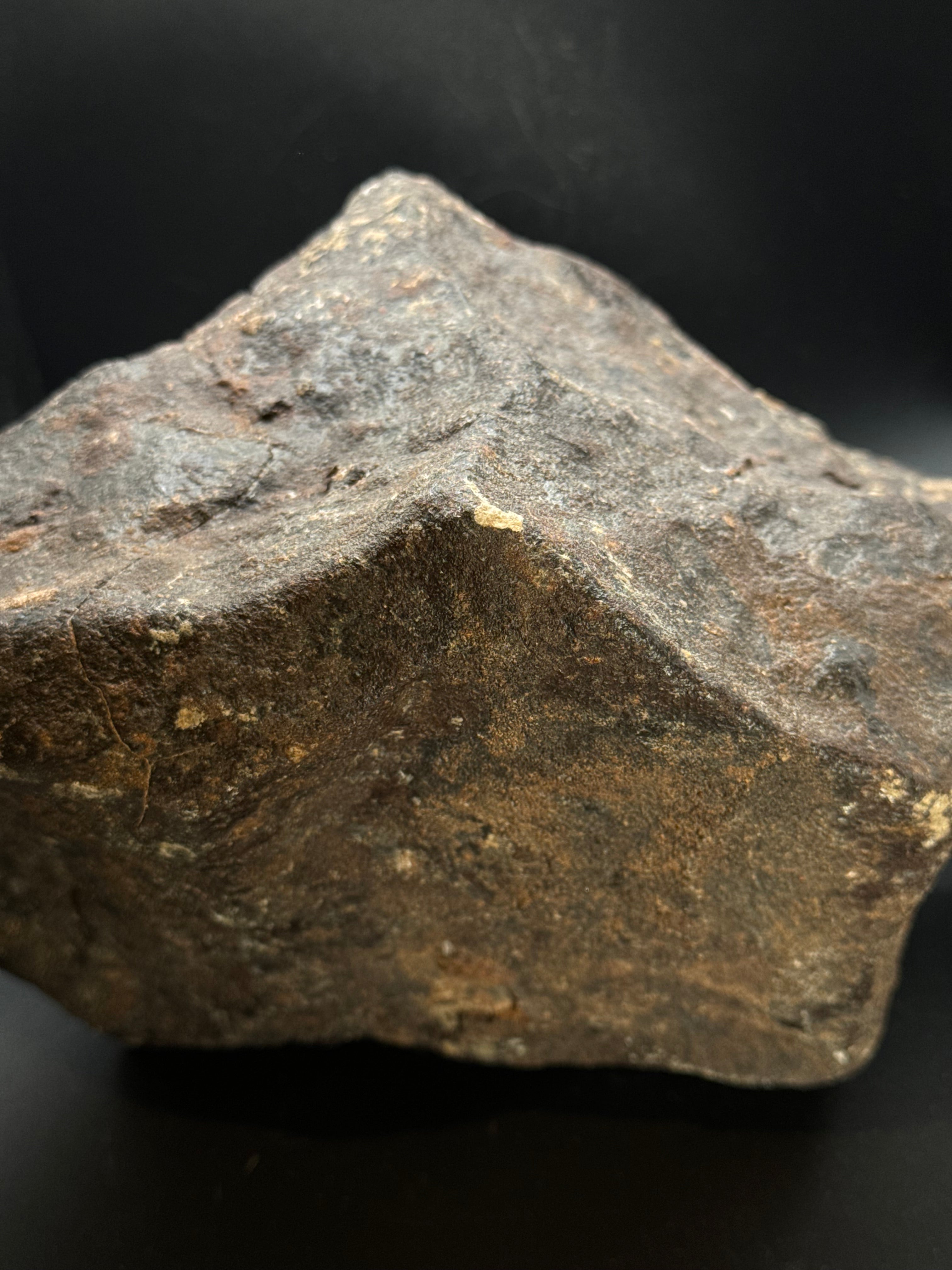 CHONDRITE METEORITE, NORTH WEST AFRICA. 6059 GRAMS.