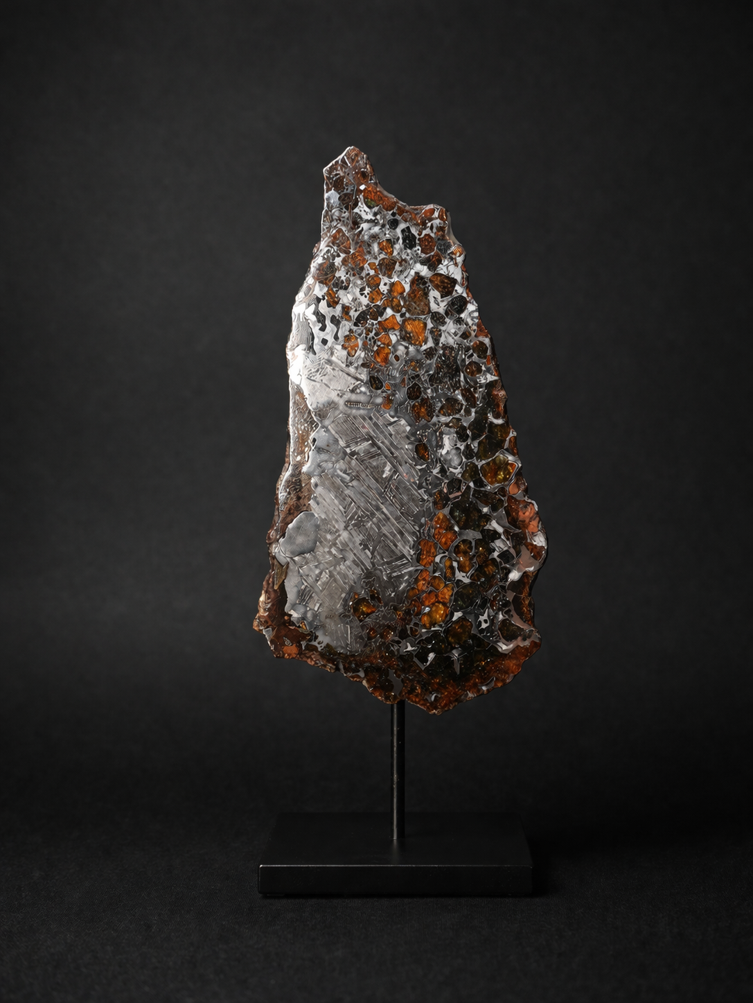 SEYMCHAN METEORITE, MAGADAN REGION, RUSSIA. 162,20 GRAMS SLICE.