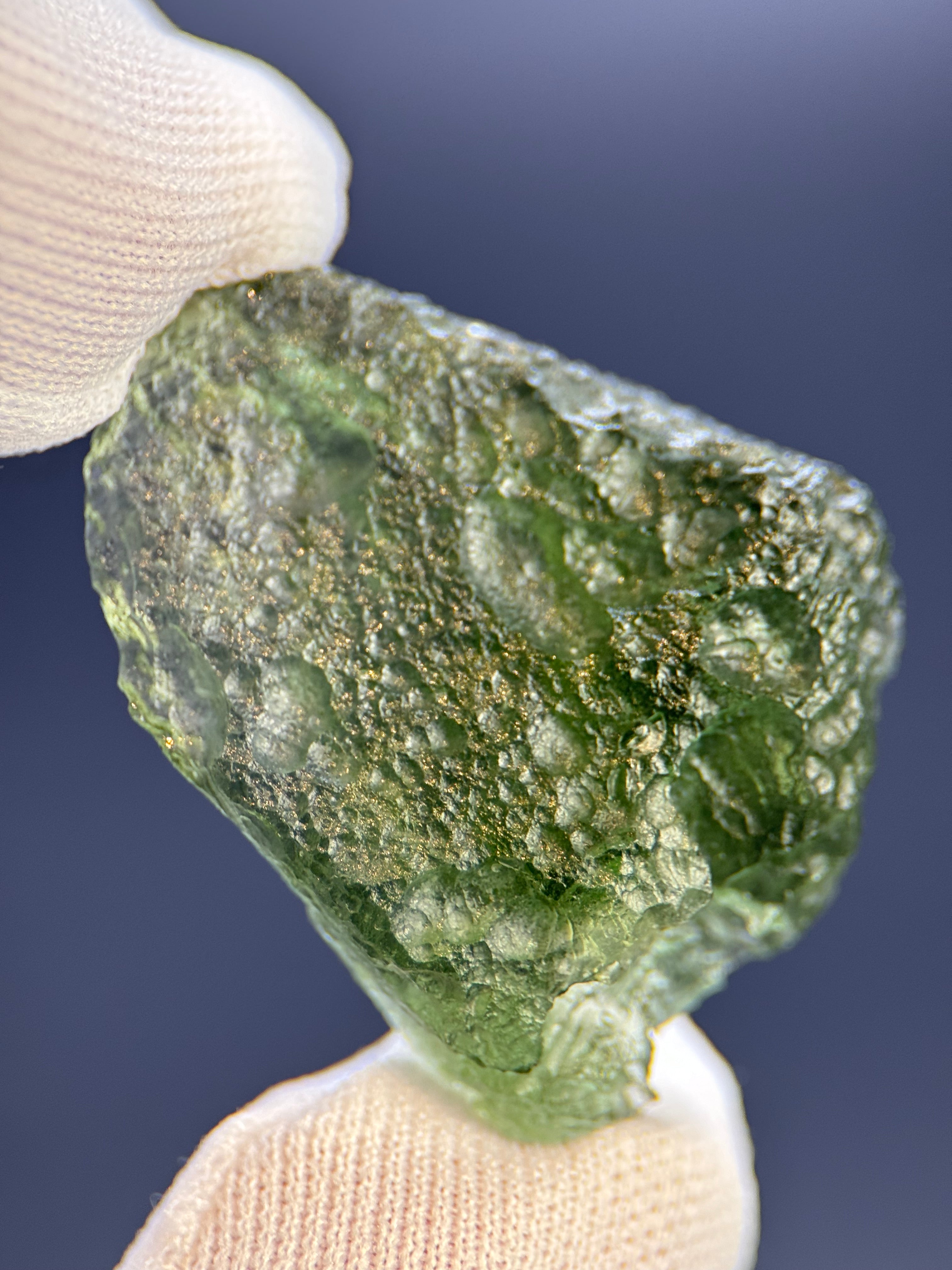 RAW MOLDAVITE, CZECH REPUBLIC. 5,19 GRAMS.