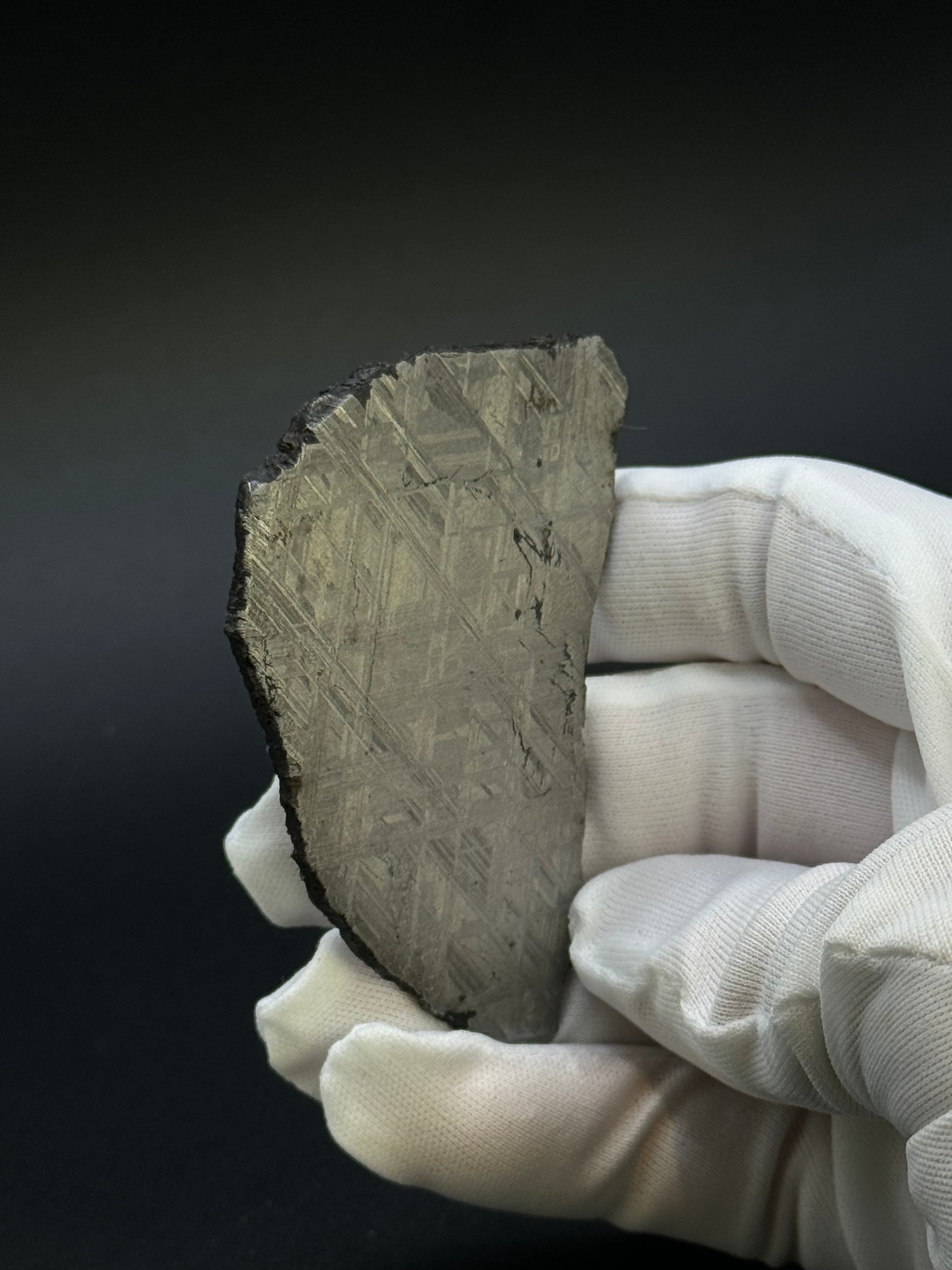 Muonionalusta Meteorite, Sweden. 68,31 grams slice.