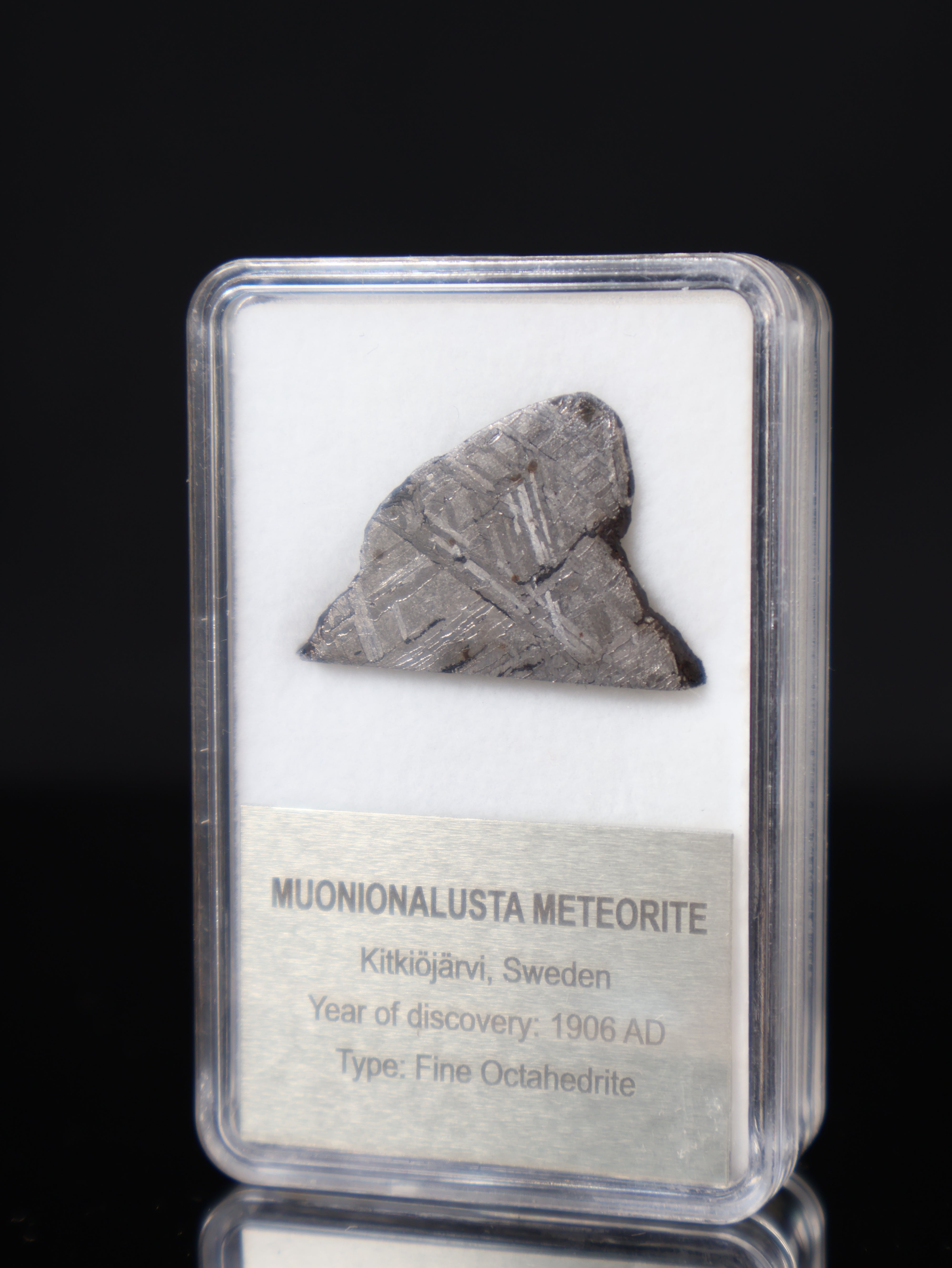 MUONIONALUSTA METEORITE, SWEDEN. DISPLAY BOX. 4,3 GRAMS.