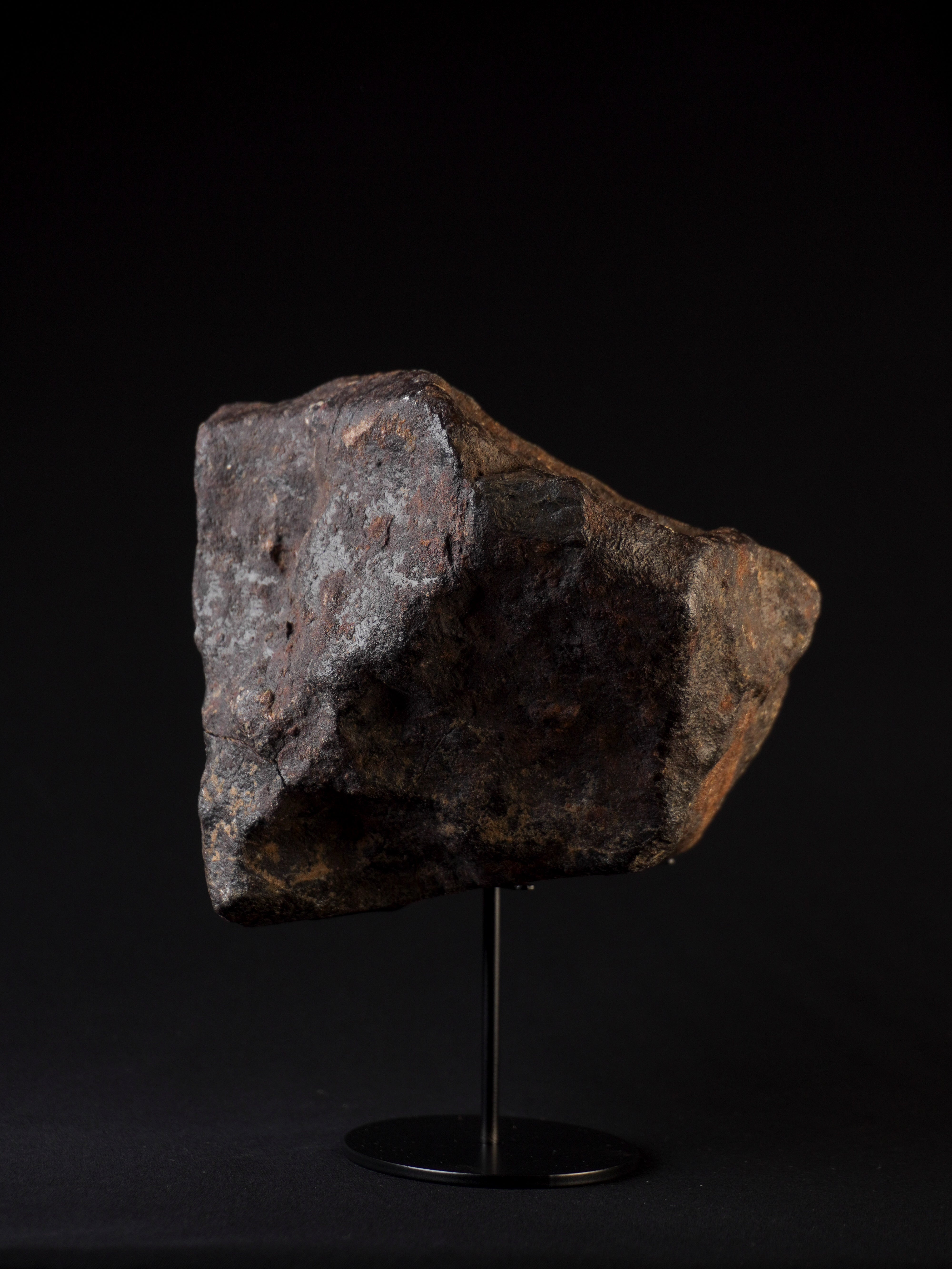 CHONDRITE METEORITE, NORTH WEST AFRICA. 7200 GRAMS.