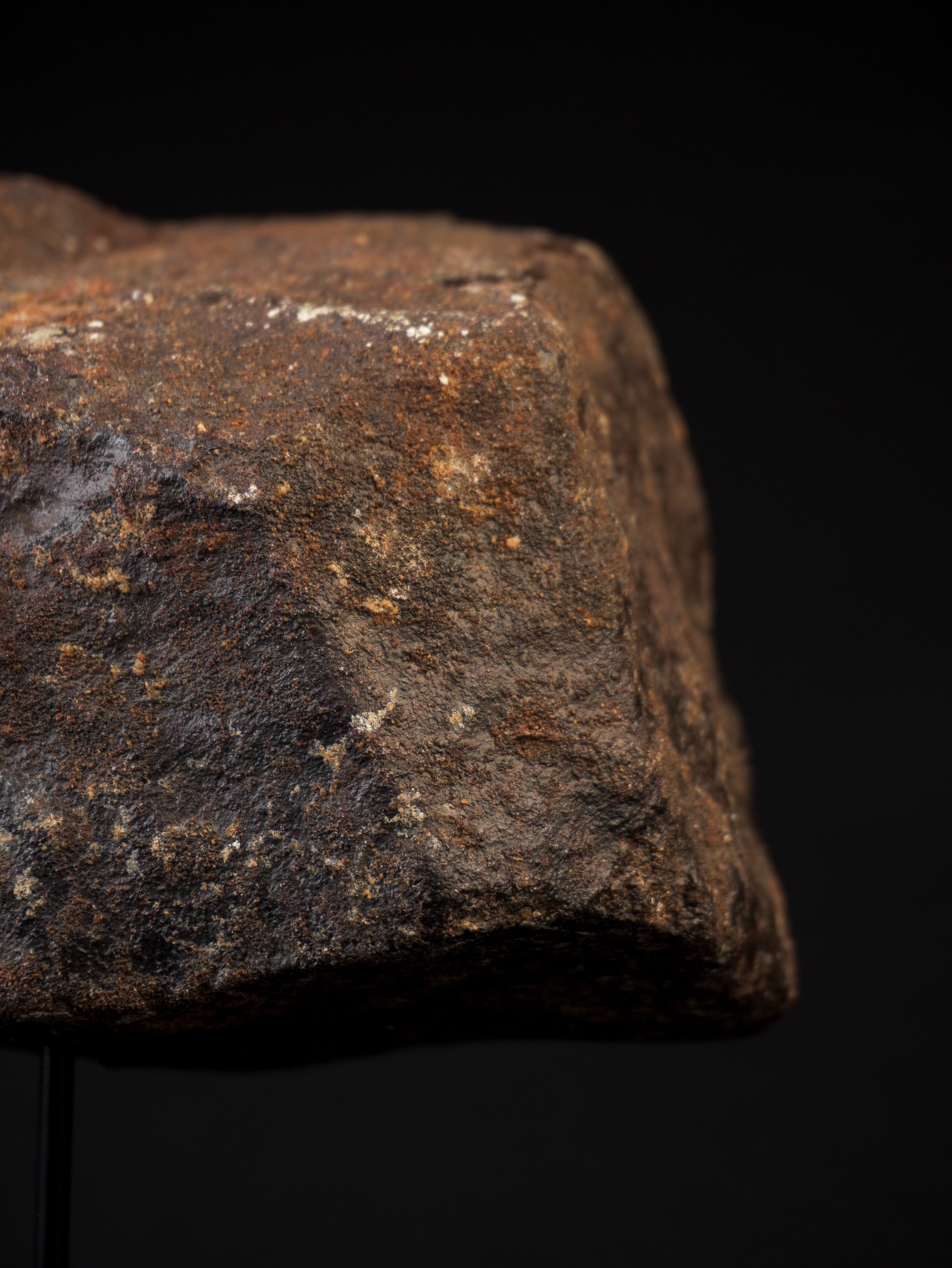 CHONDRITE METEORITE, NORTH WEST AFRICA. 7200 GRAMS.