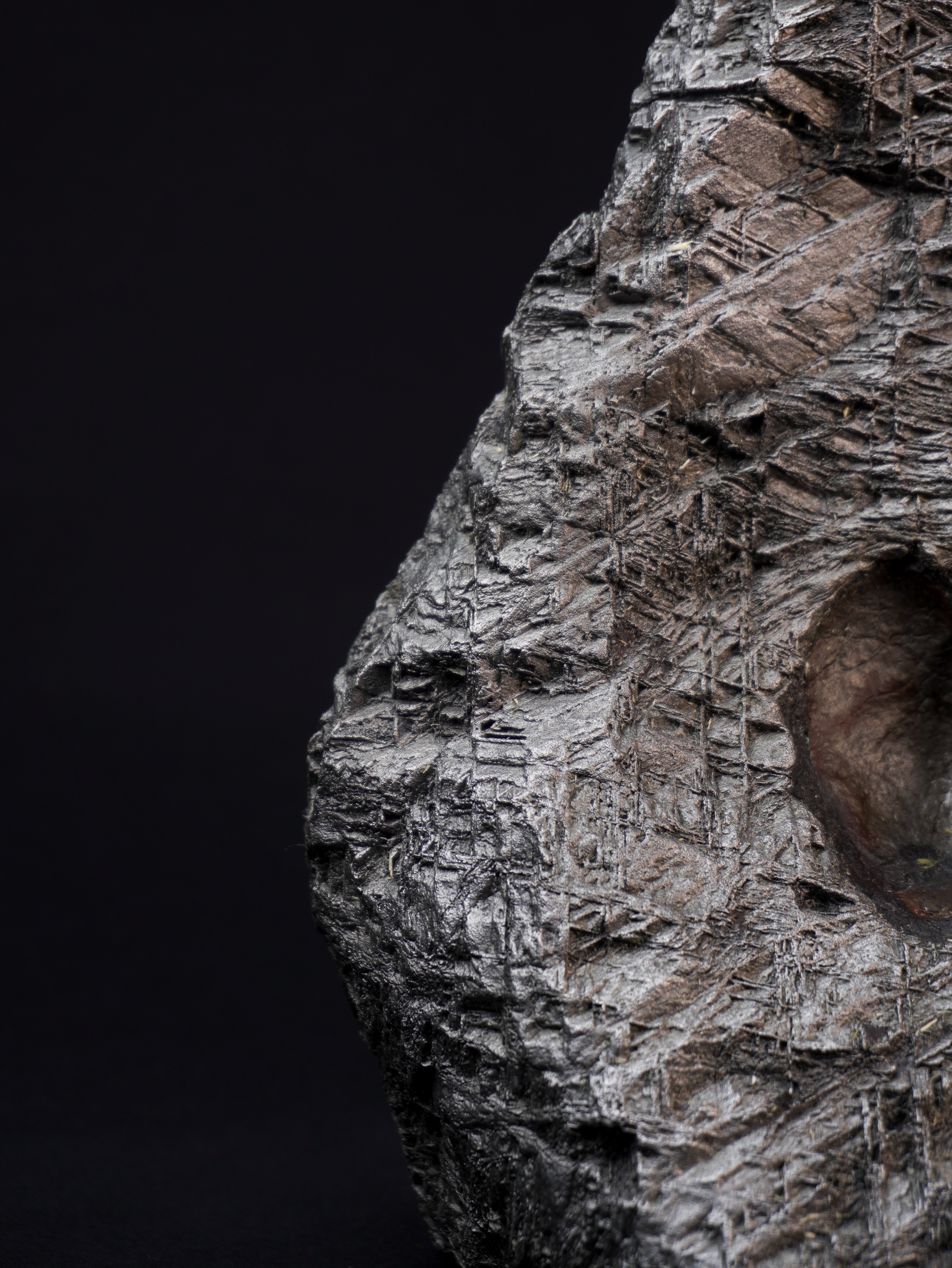 MUONIONALUSTA METEORITE, SWEDEN. FULL METEORITE 13.4 KILOGRAMS.