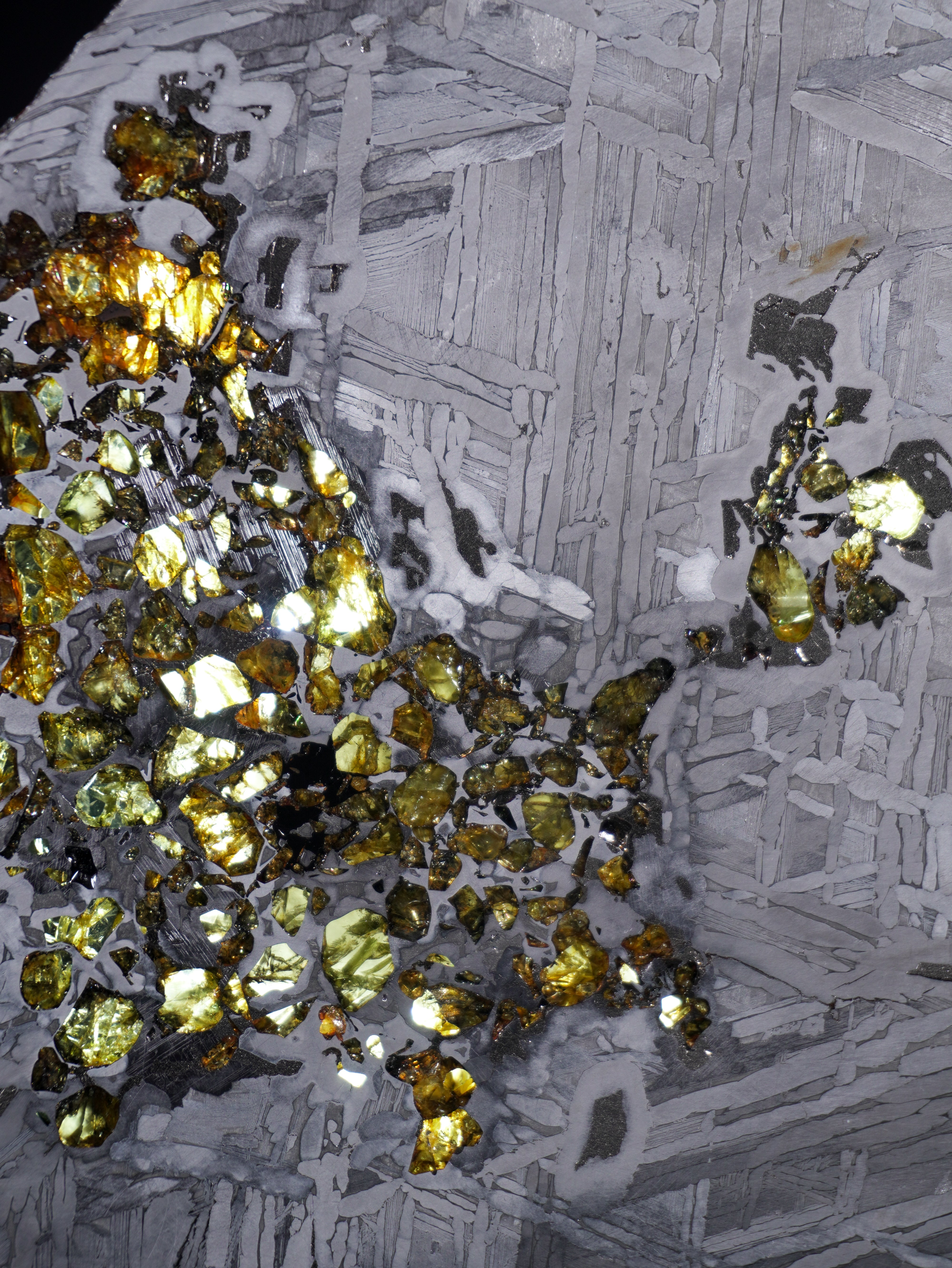 SEYMCHAN METEORITE, MAGADAN REGION, RUSSIA. 349 GRAMS.