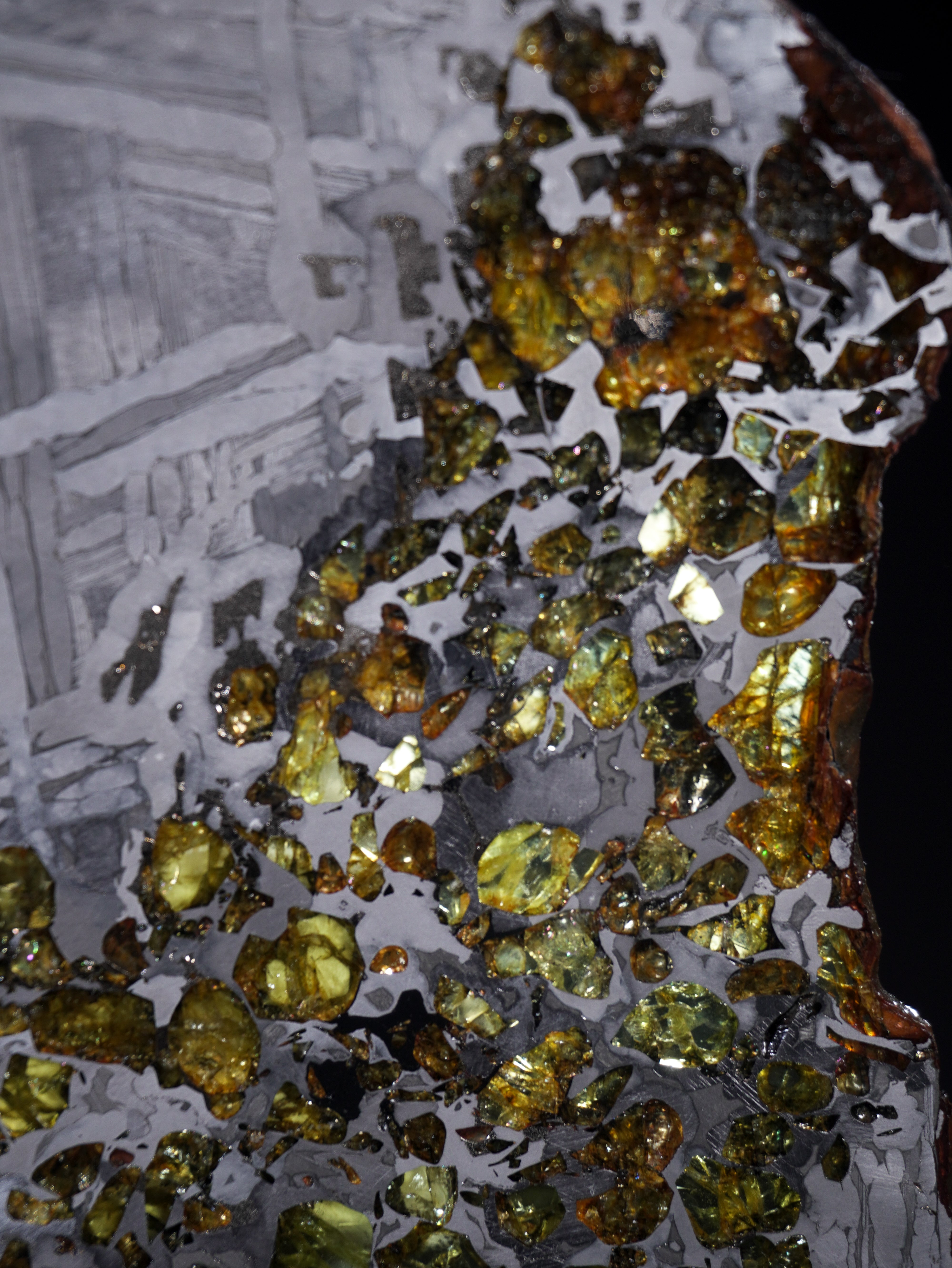 SEYMCHAN METEORITE, MAGADAN REGION, RUSSIA. 349 GRAMS.