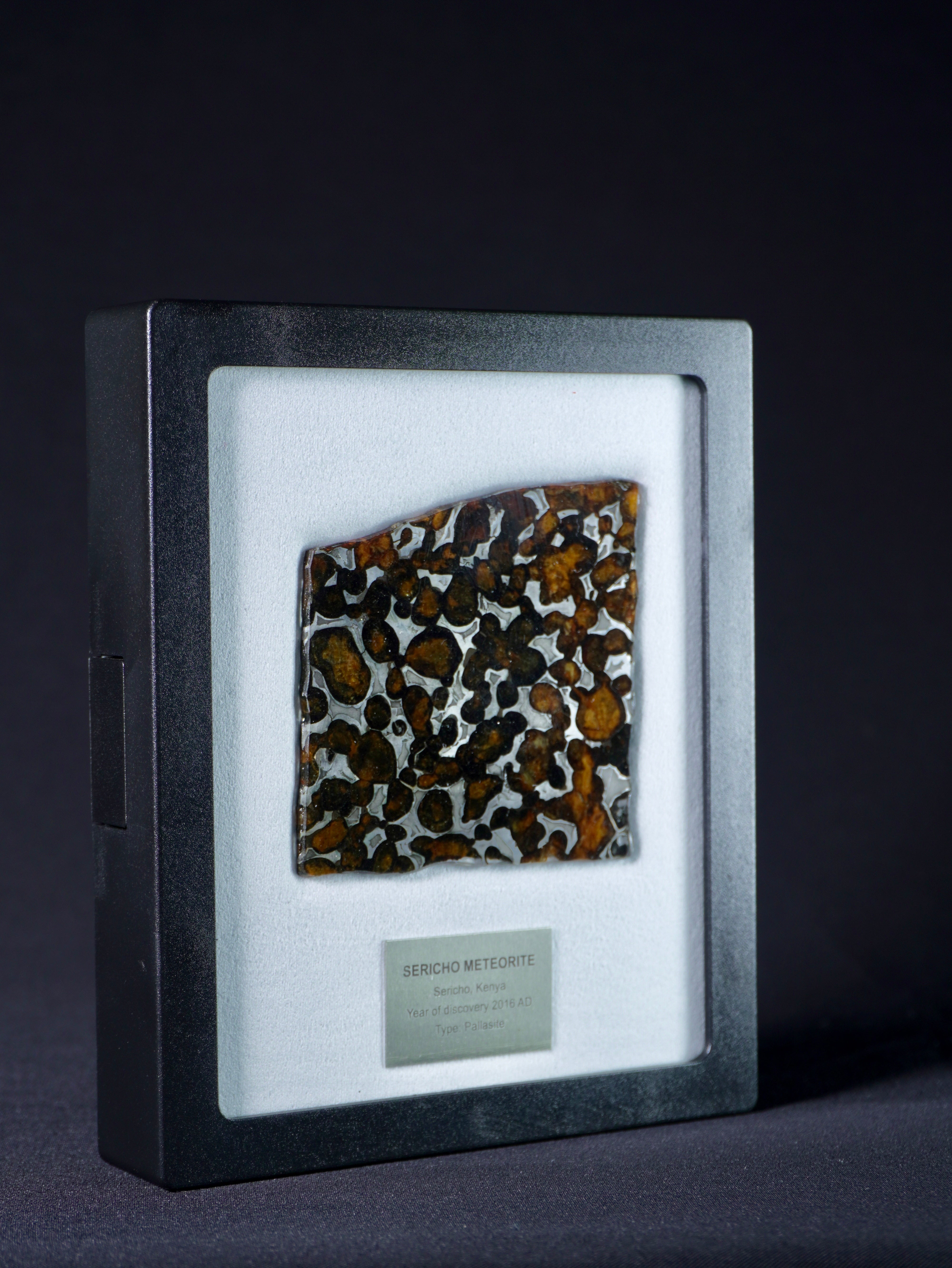 Sericho meteorite, Kenya. 27.5 grams.