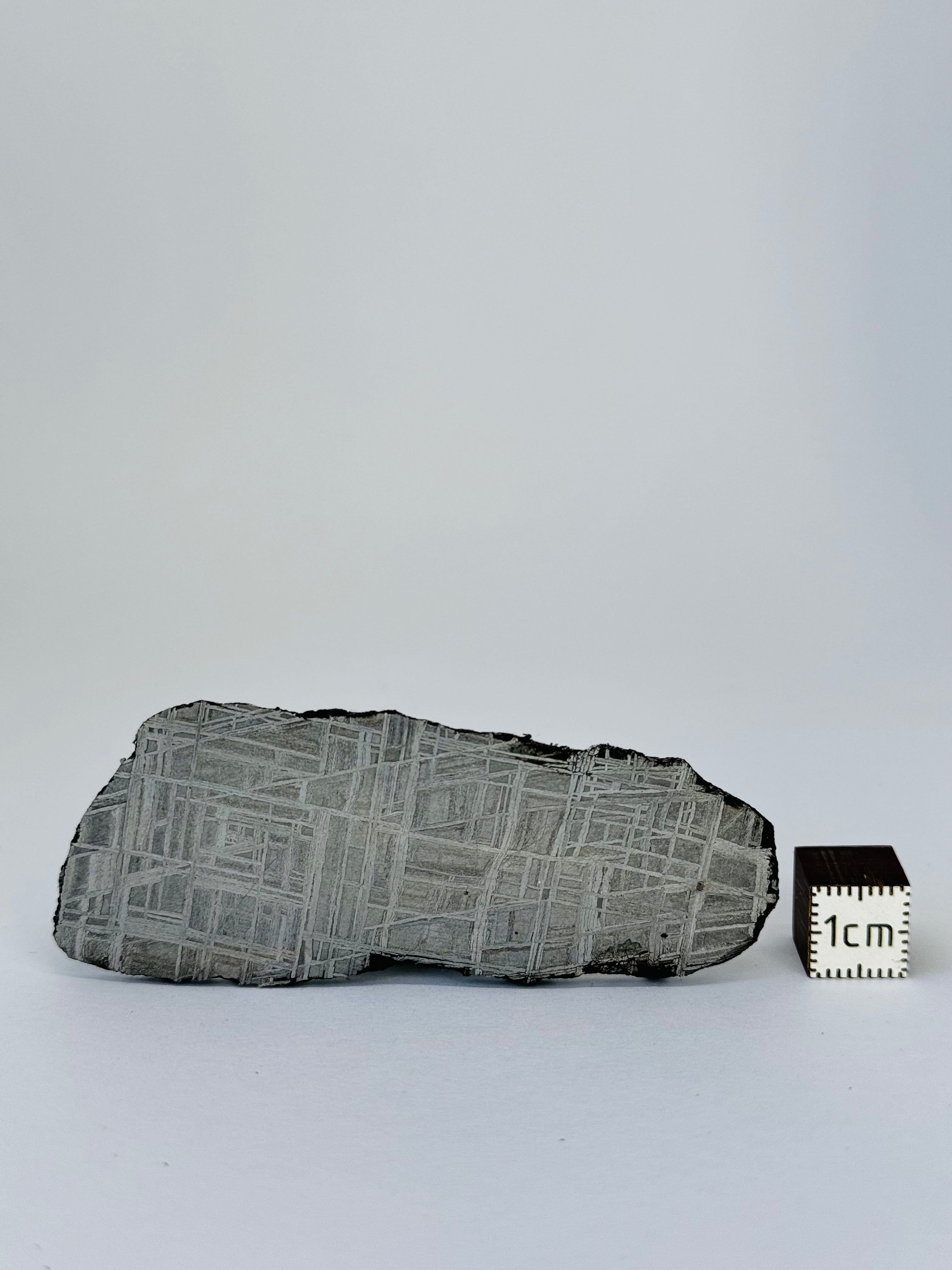 Muonionalusta Meteorite, Sweden. 32,52 grams slice.
