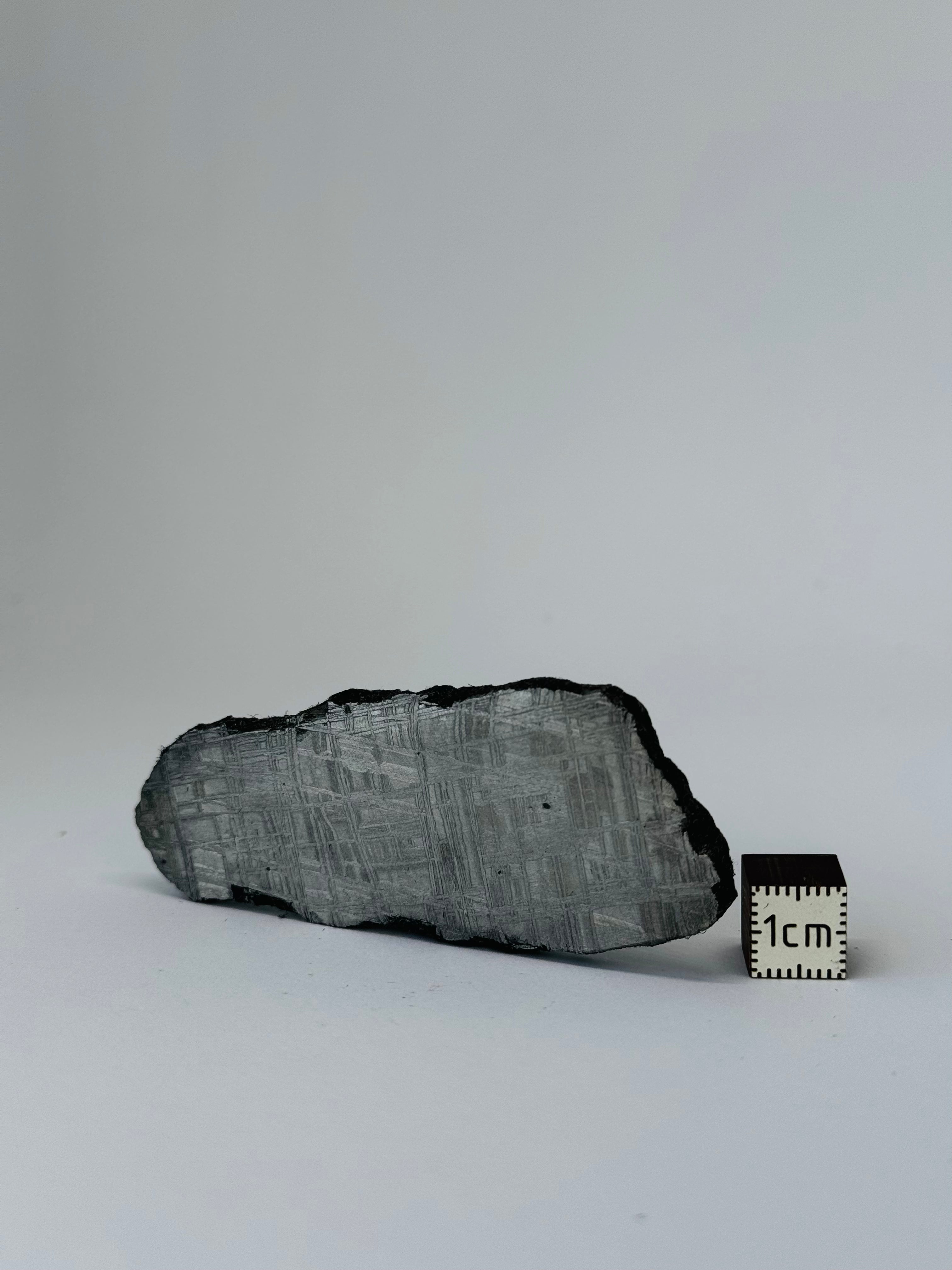 Muonionalusta Meteorite, Sweden. 45,30 grams slice.