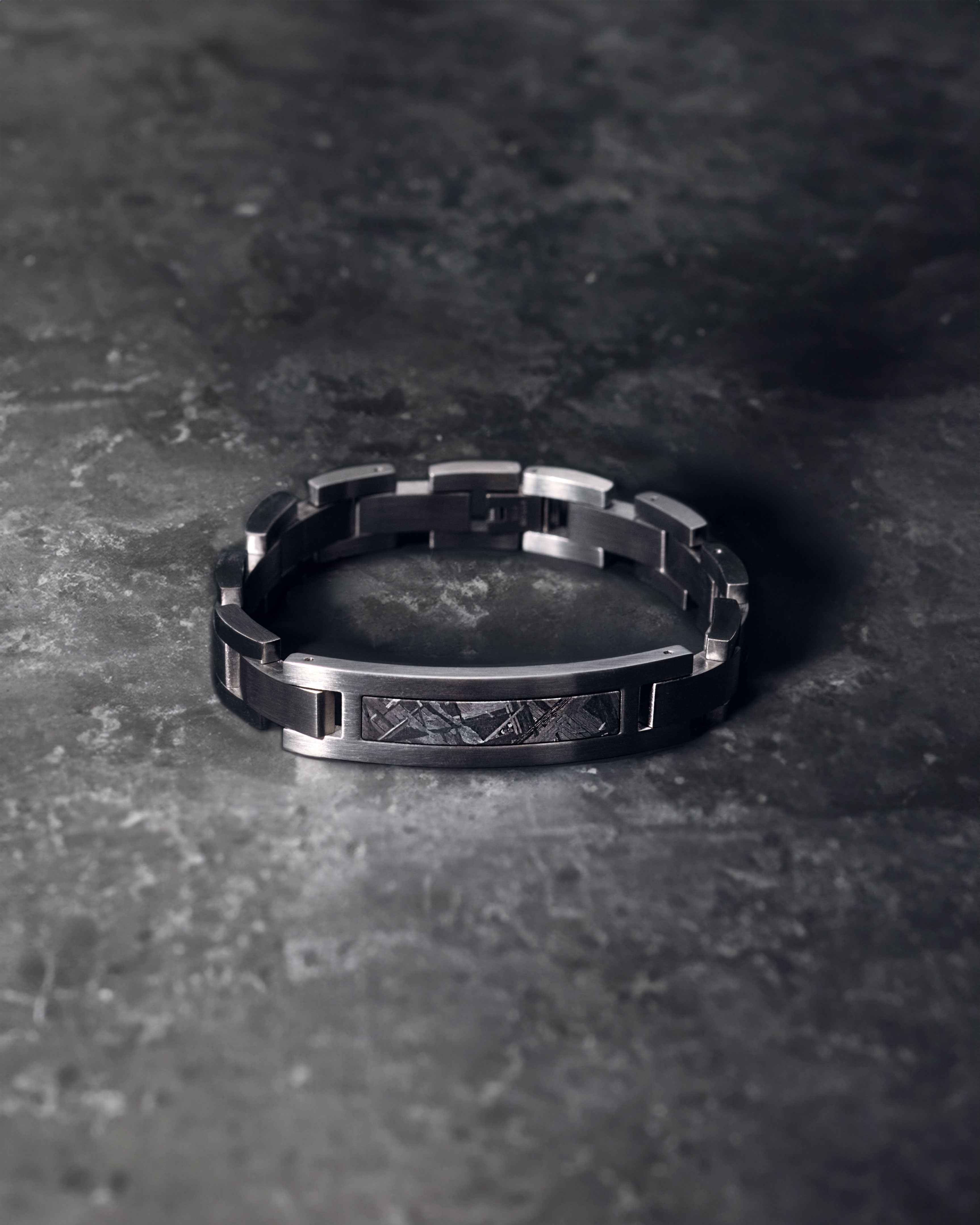 Muonionalusta meteorite bracelet with Stainless Steel