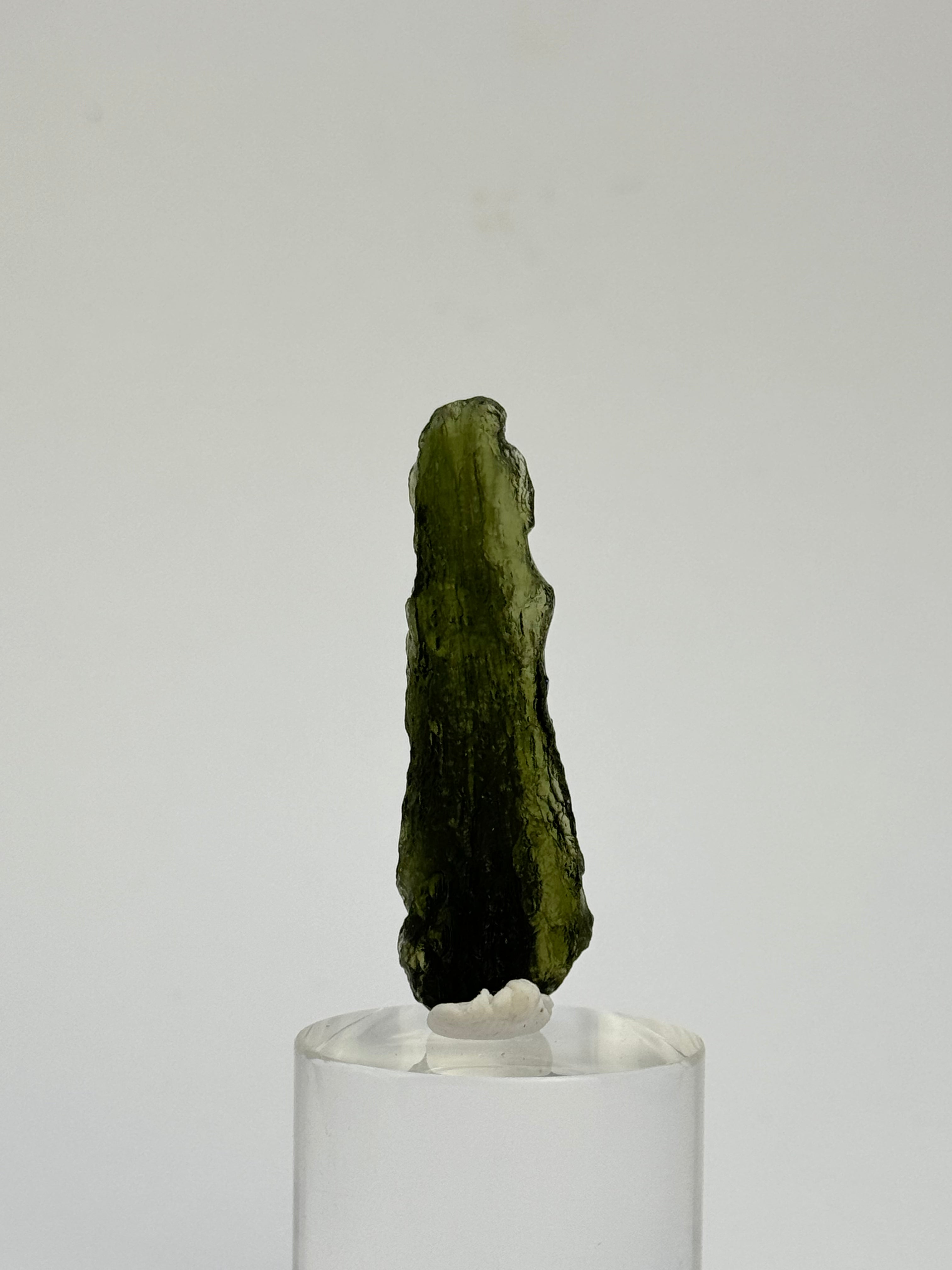 Raw Moldavite, Czech Republic. 5,56 grams.