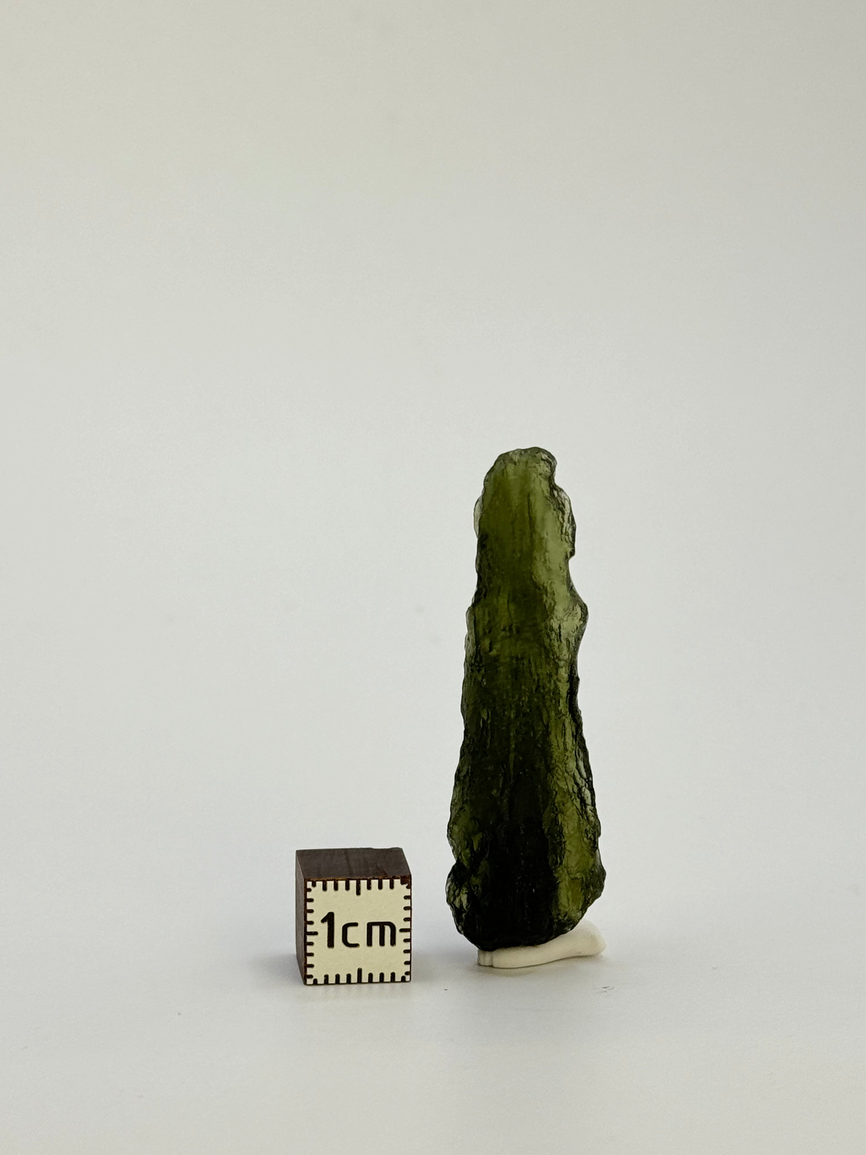 Raw Moldavite, Czech Republic. 5,56 grams.