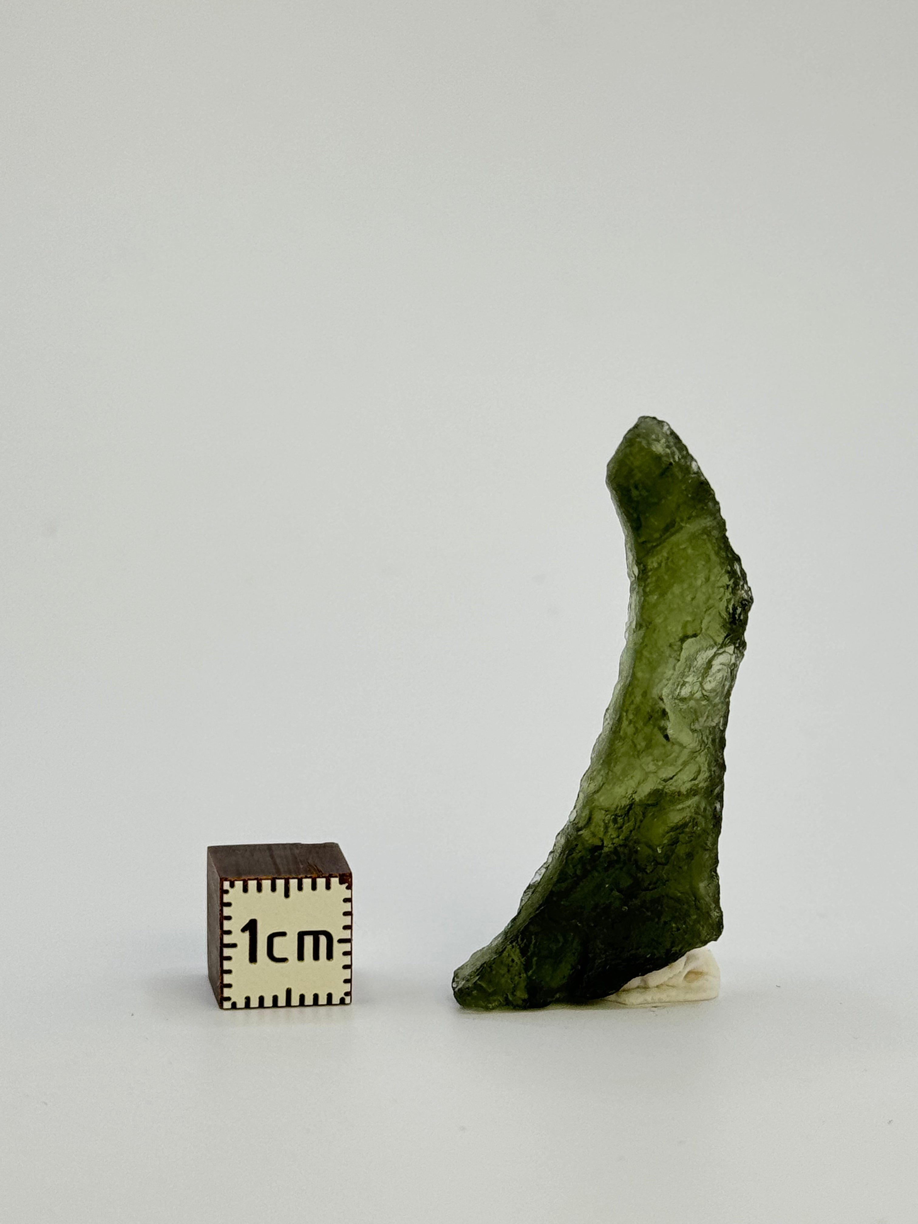 Raw Moldavite, Czech Republic. 4,8 grams.