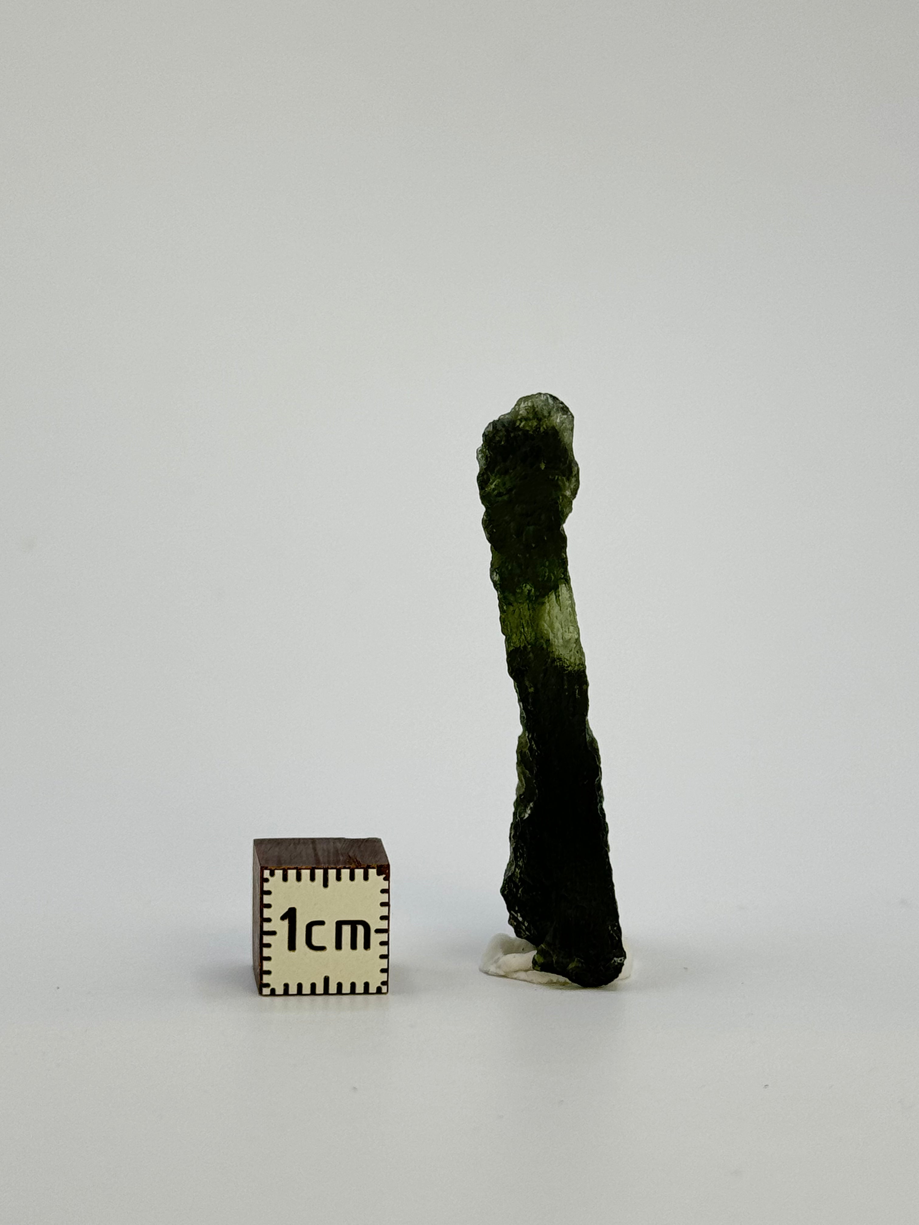 Raw Moldavite, Czech Republic. 4,8 grams.