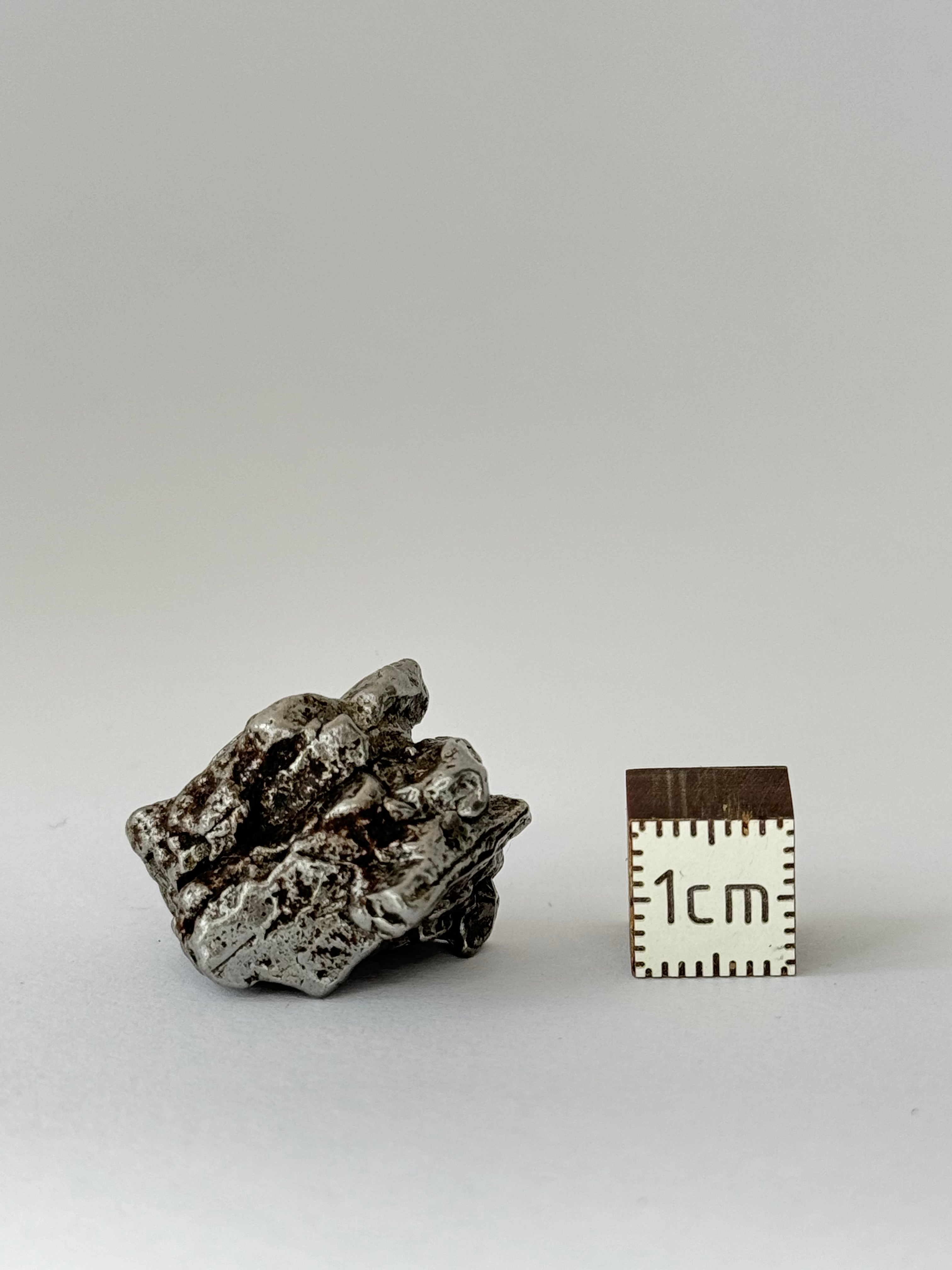 Campo del Cielo, South America. 15,93 grams.