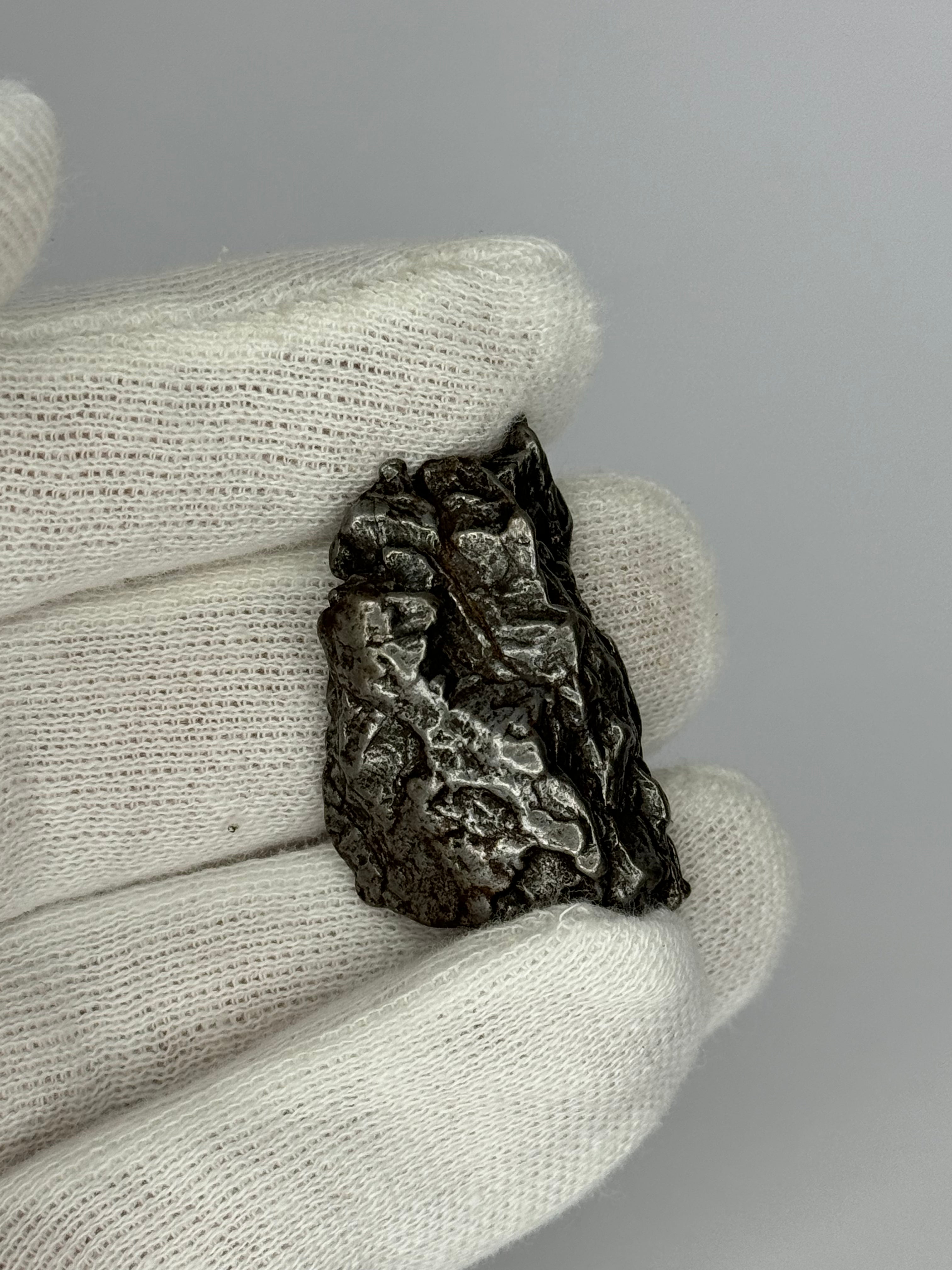 Campo del Cielo Meteorite, South America. 34,73 grams.