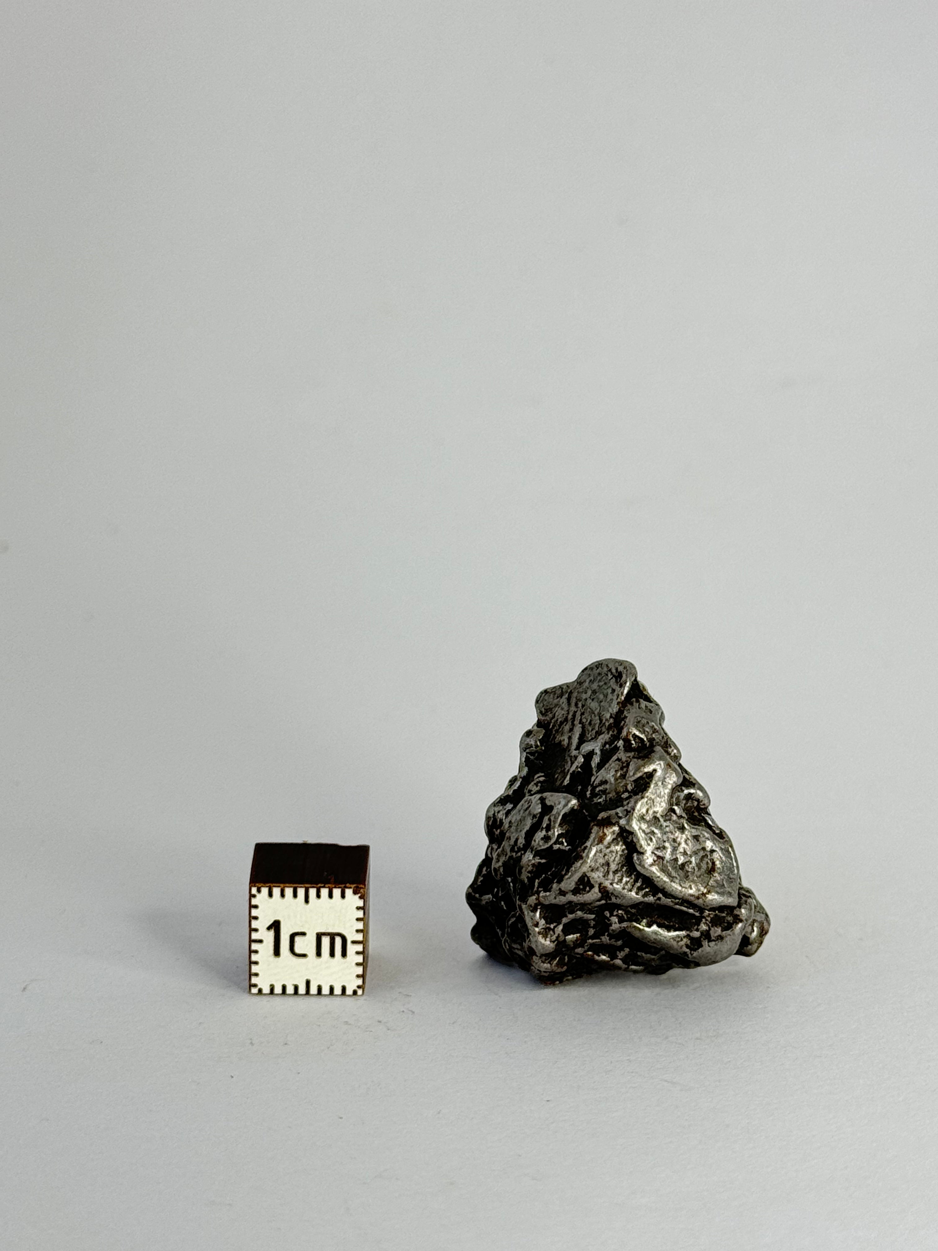 Campo del Cielo Meteorite, South America. 41,47 grams.