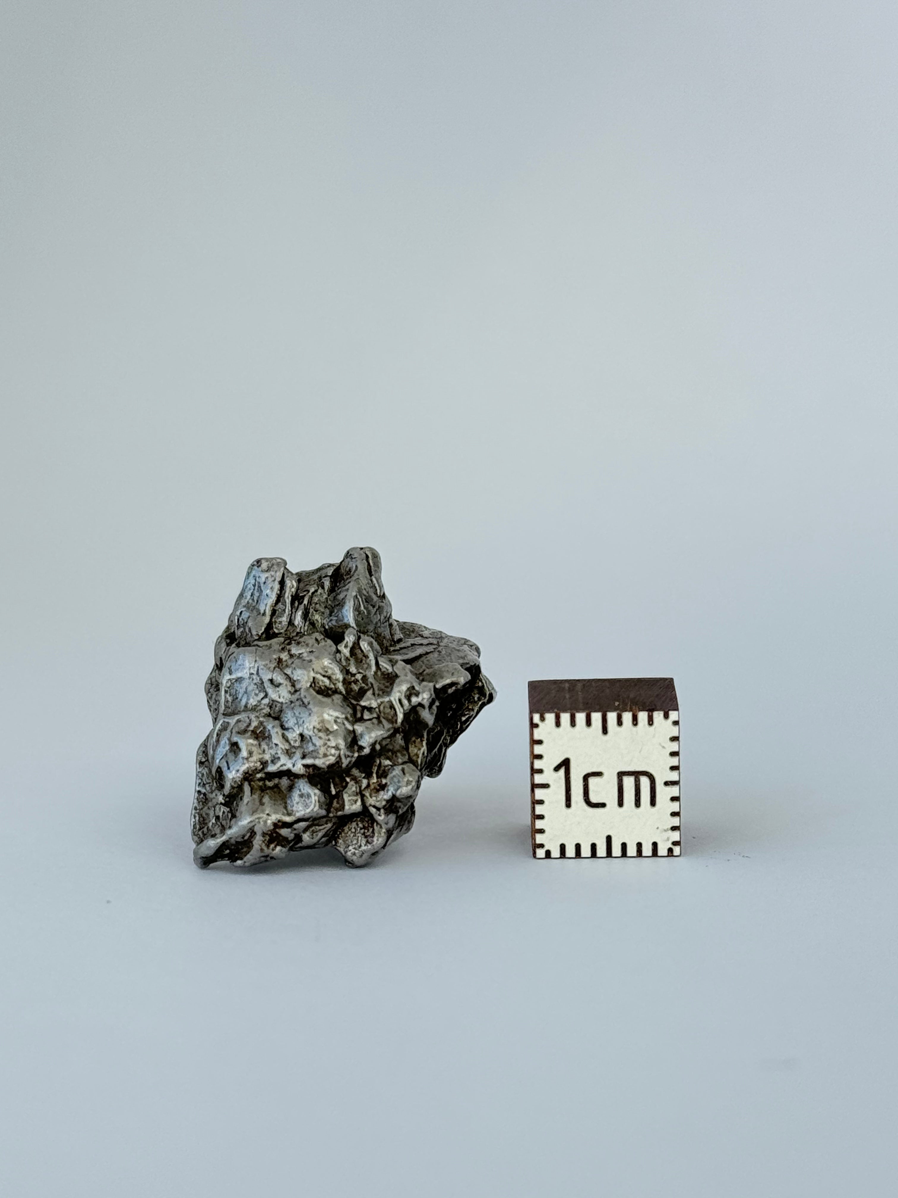 Campo del Cielo Meteorite, South America. 13,09 grams.