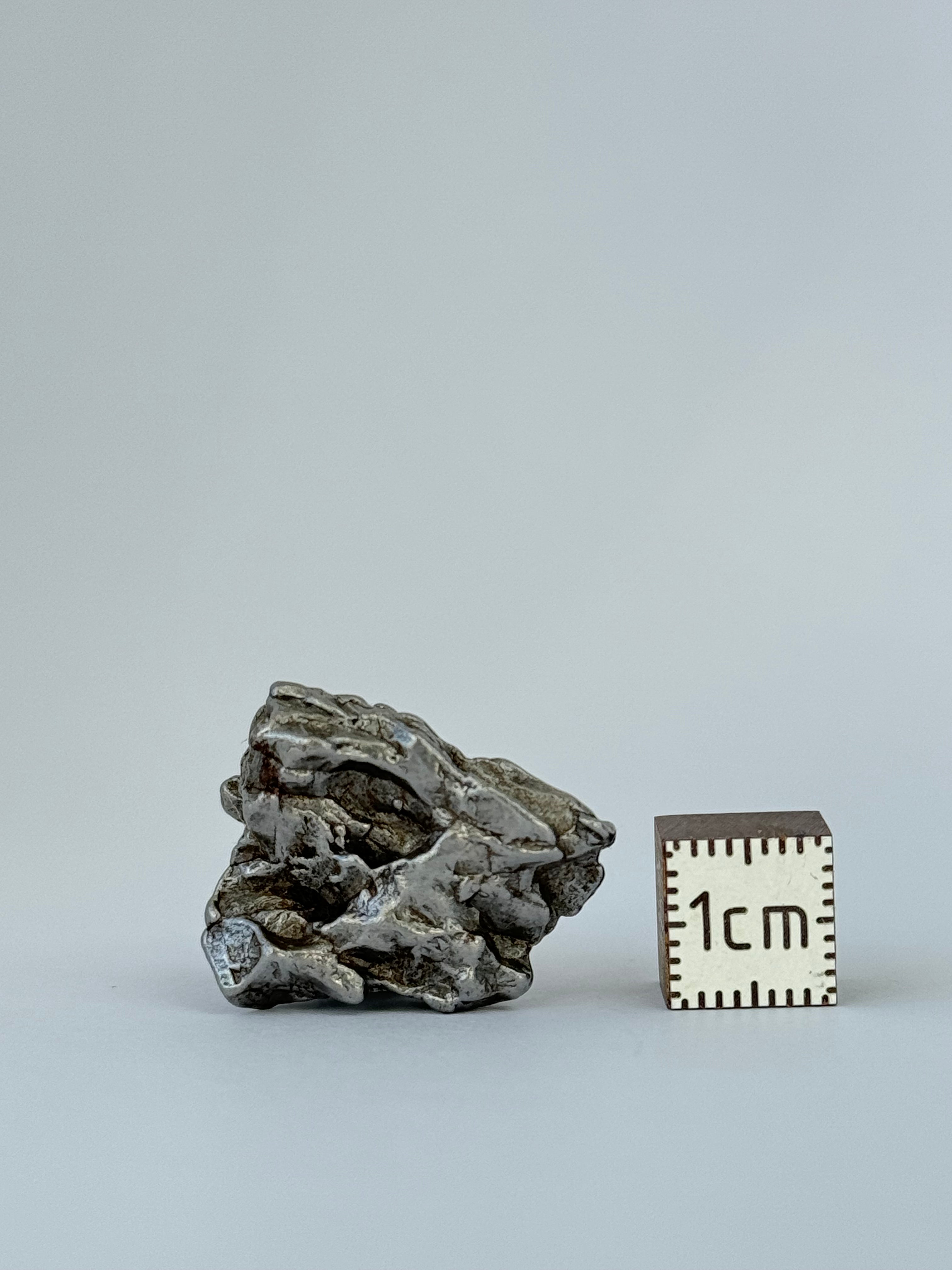 Campo del Cielo Meteorite, South America. 13,09 grams.