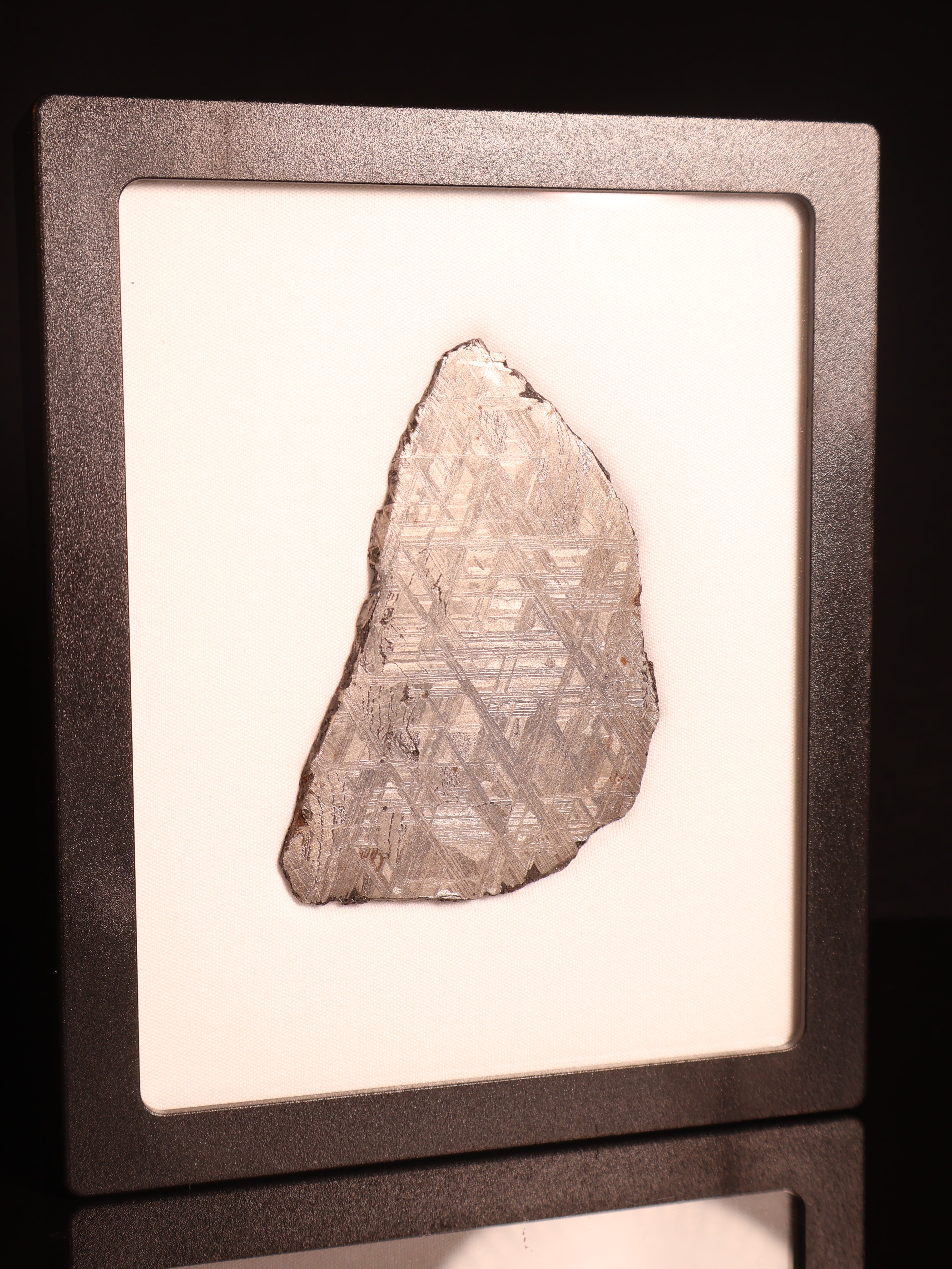 Muonionalusta Meteorite, Sweden. 68,31 grams slice.