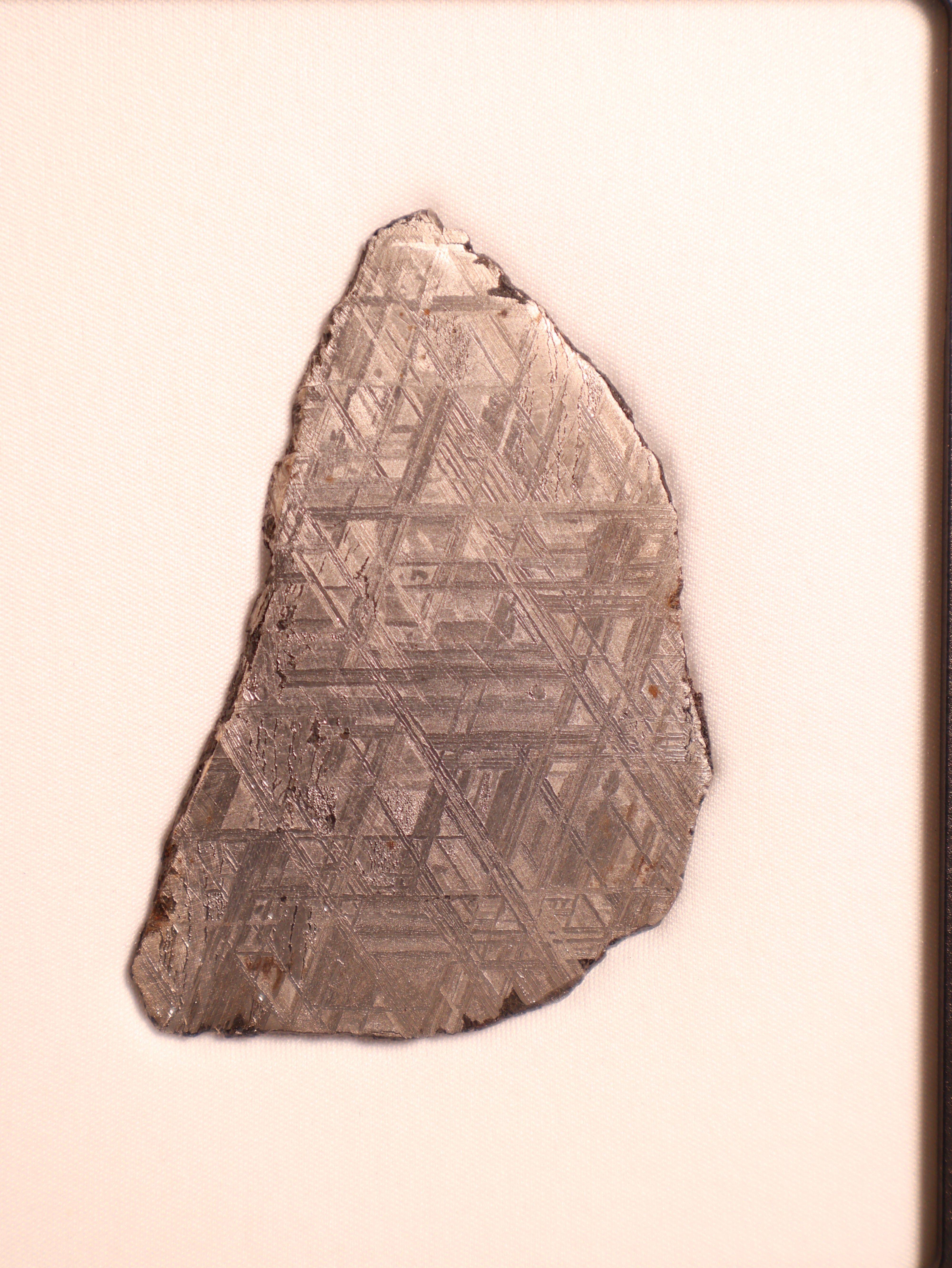 Muonionalusta Meteorite, Sweden. 68,31 grams slice.