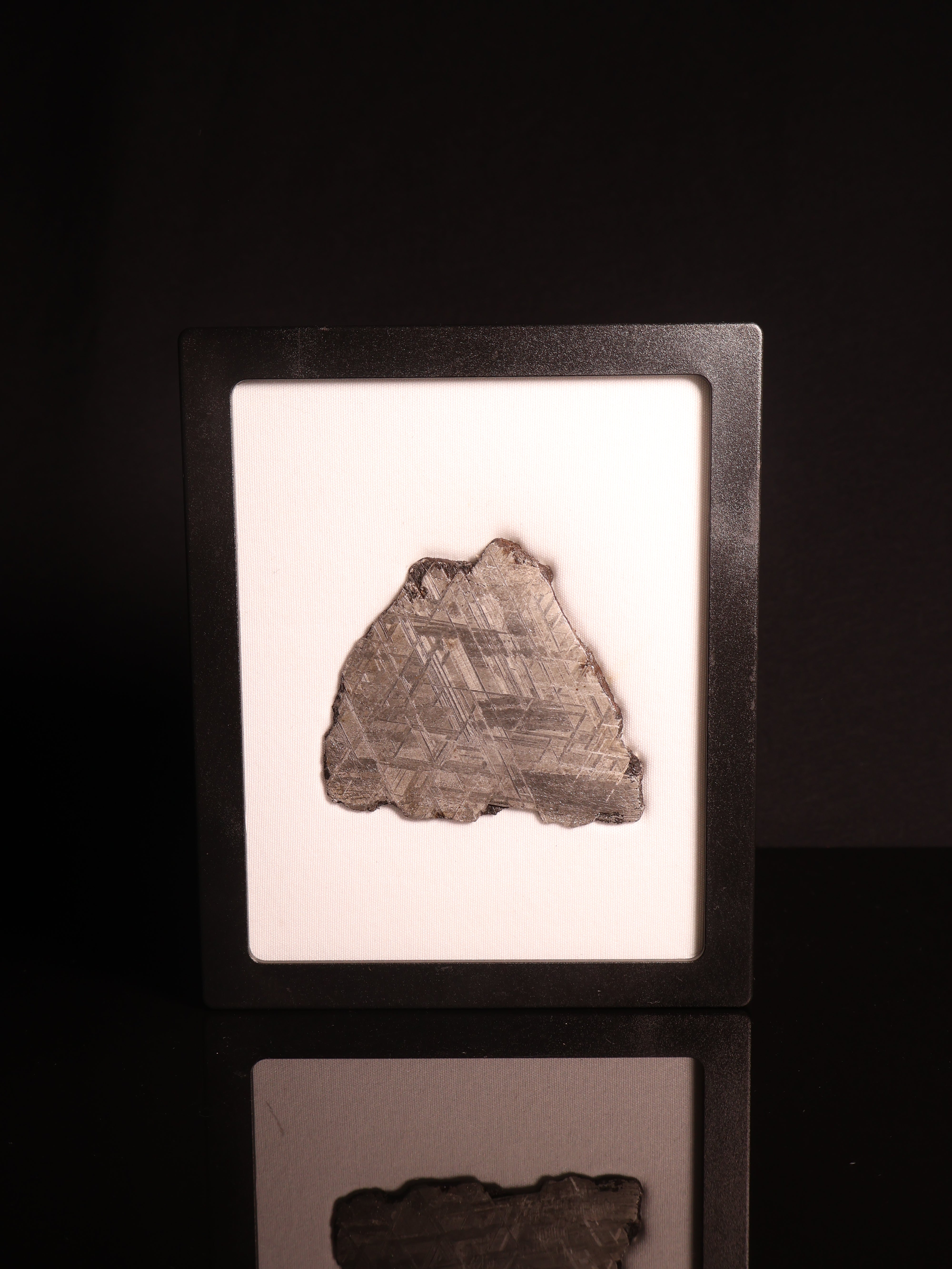 Muonionalusta meteorite, Sweden. 60 grams.