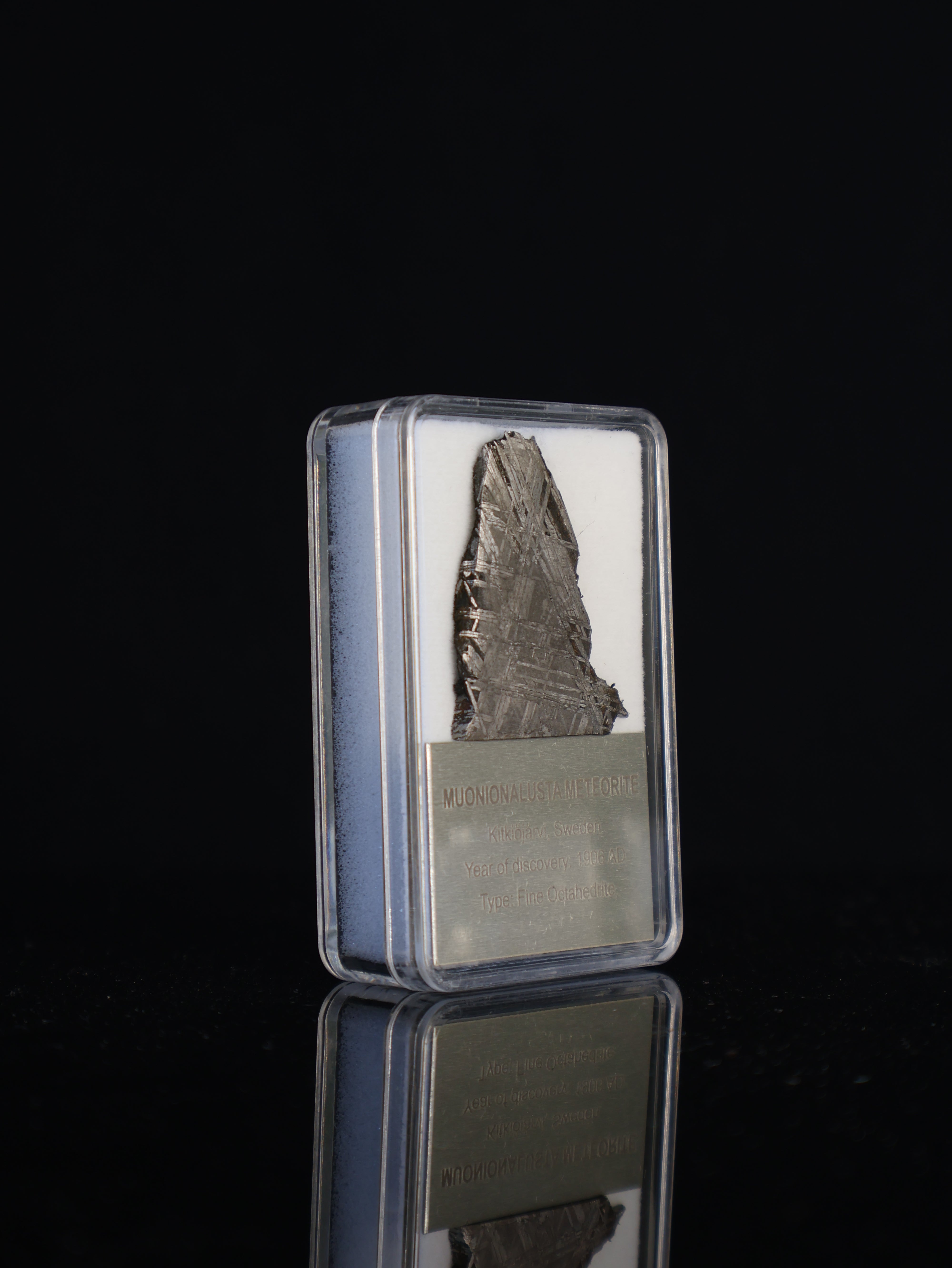 MUONIONALUSTA METEORITE, SWEDEN. DISPLAY BOX. 10,3 GRAMS.