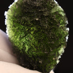 RAW MOLDAVITE, CZECH REPUBLIC. 37,02 GRAMS.