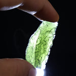 RAW MOLDAVITE, CZECH REPUBLIC. 18,3 GRAMS.
