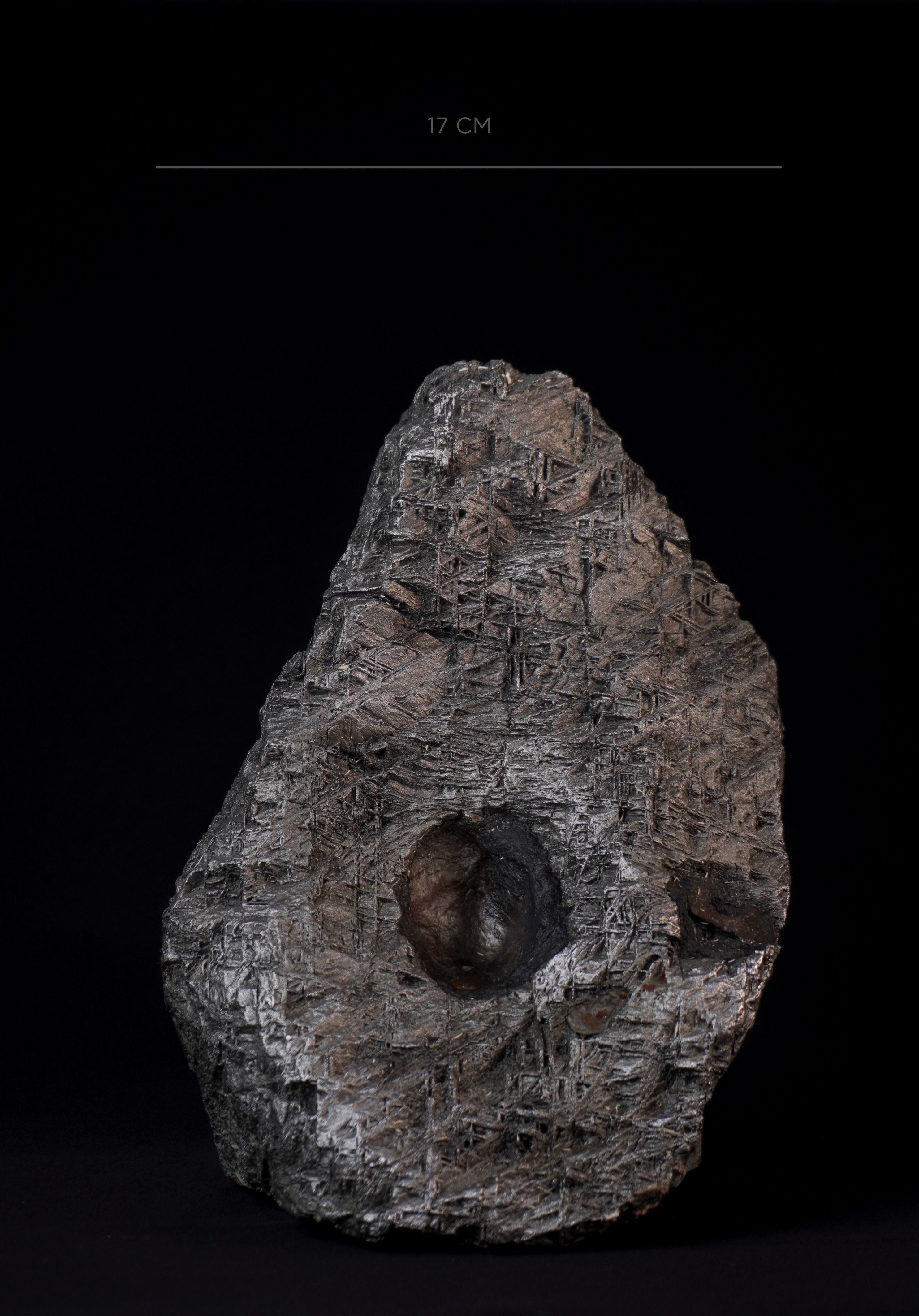 MUONIONALUSTA METEORITE, SWEDEN. FULL METEORITE 13.4 KILOGRAMS.