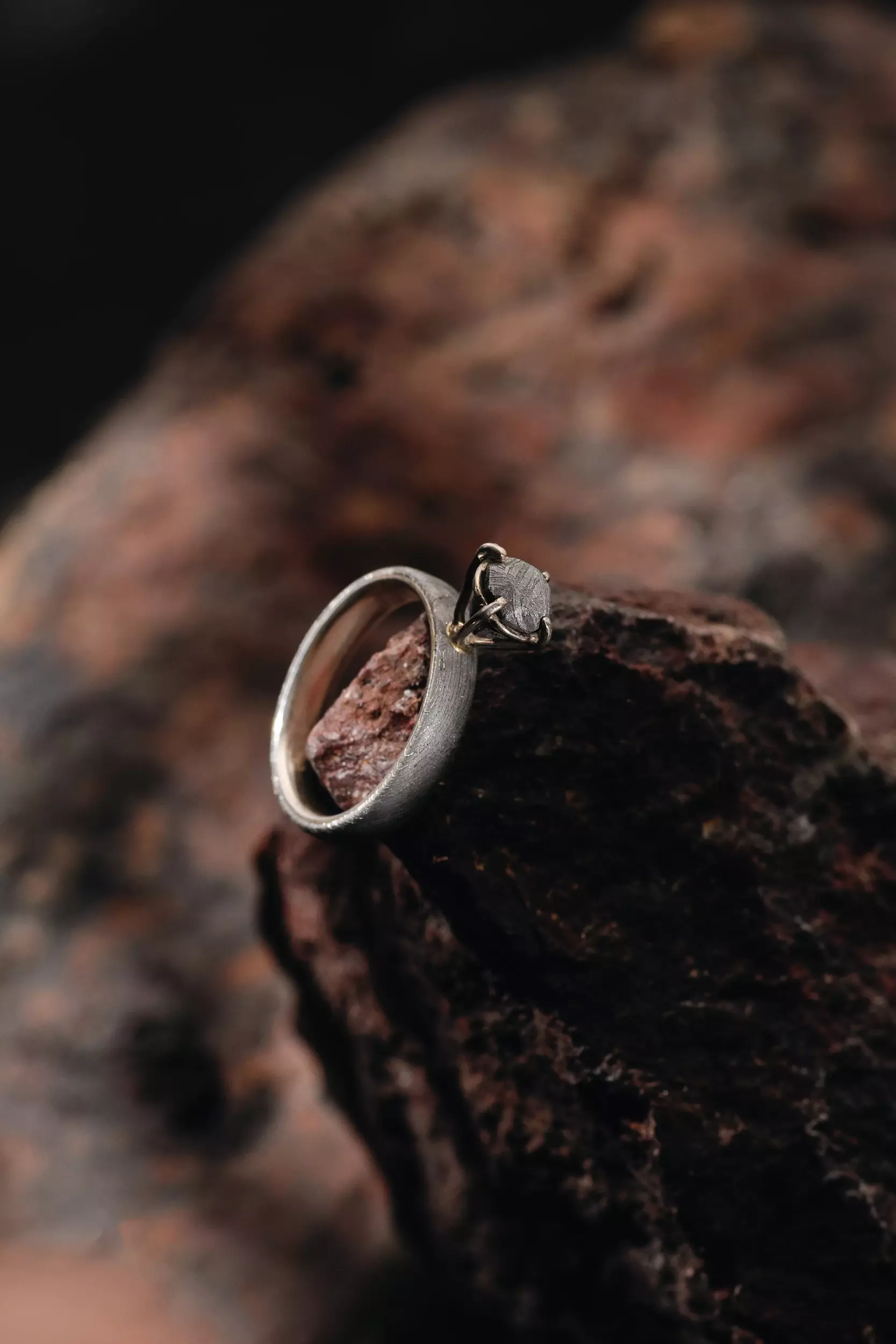 Astra Diamond, Muonionalusta Meteorite Ring