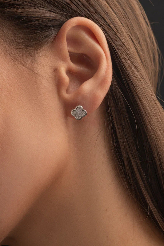 Muonionalusta Meteorite Clover earrings